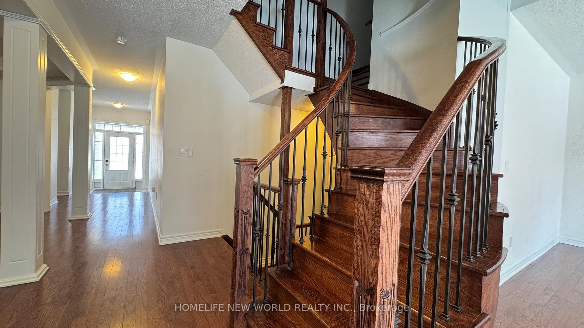 38 Roy Harper Avenue photo 7