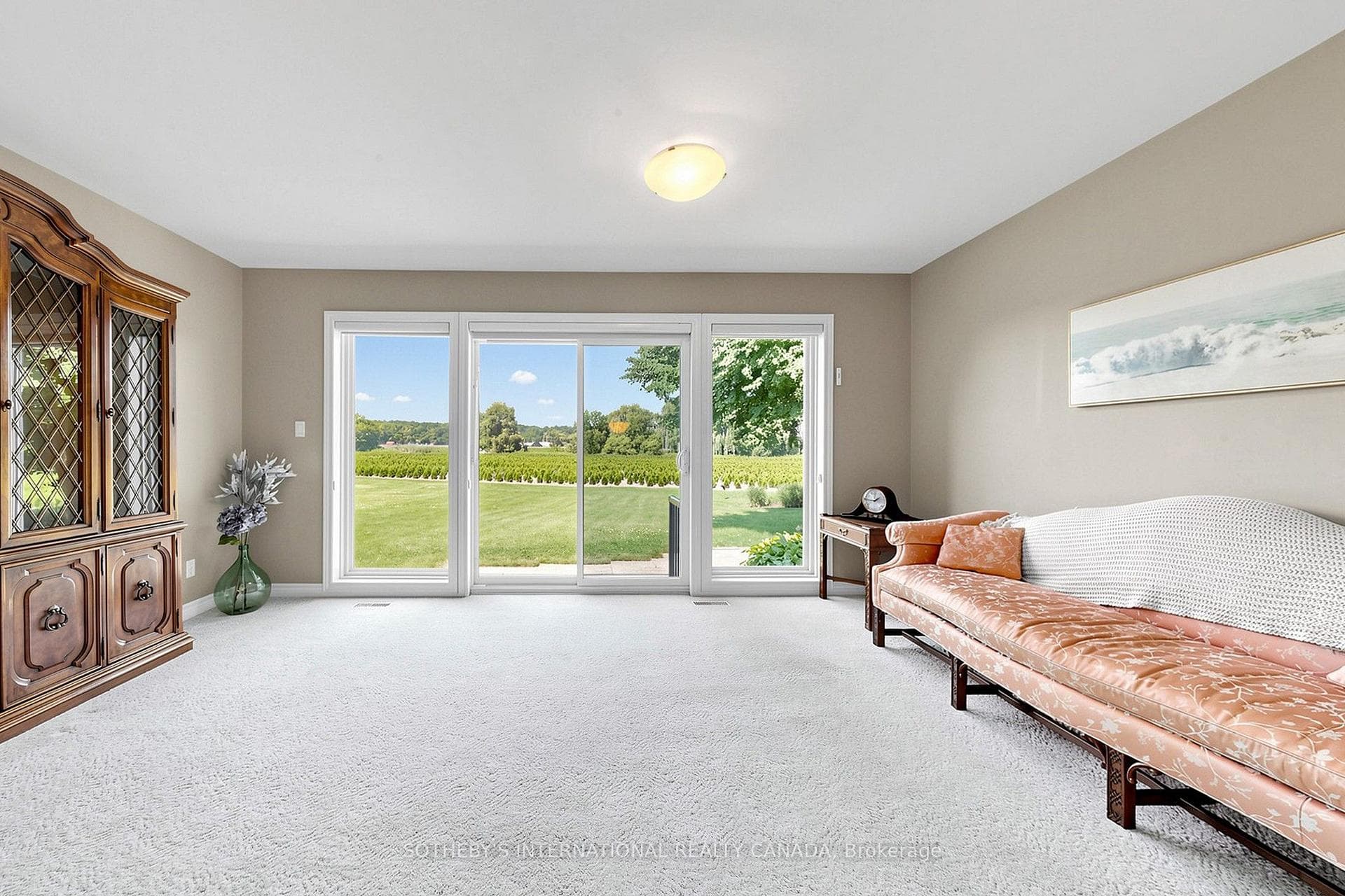 3454 FREDERICK Avenue photo 10