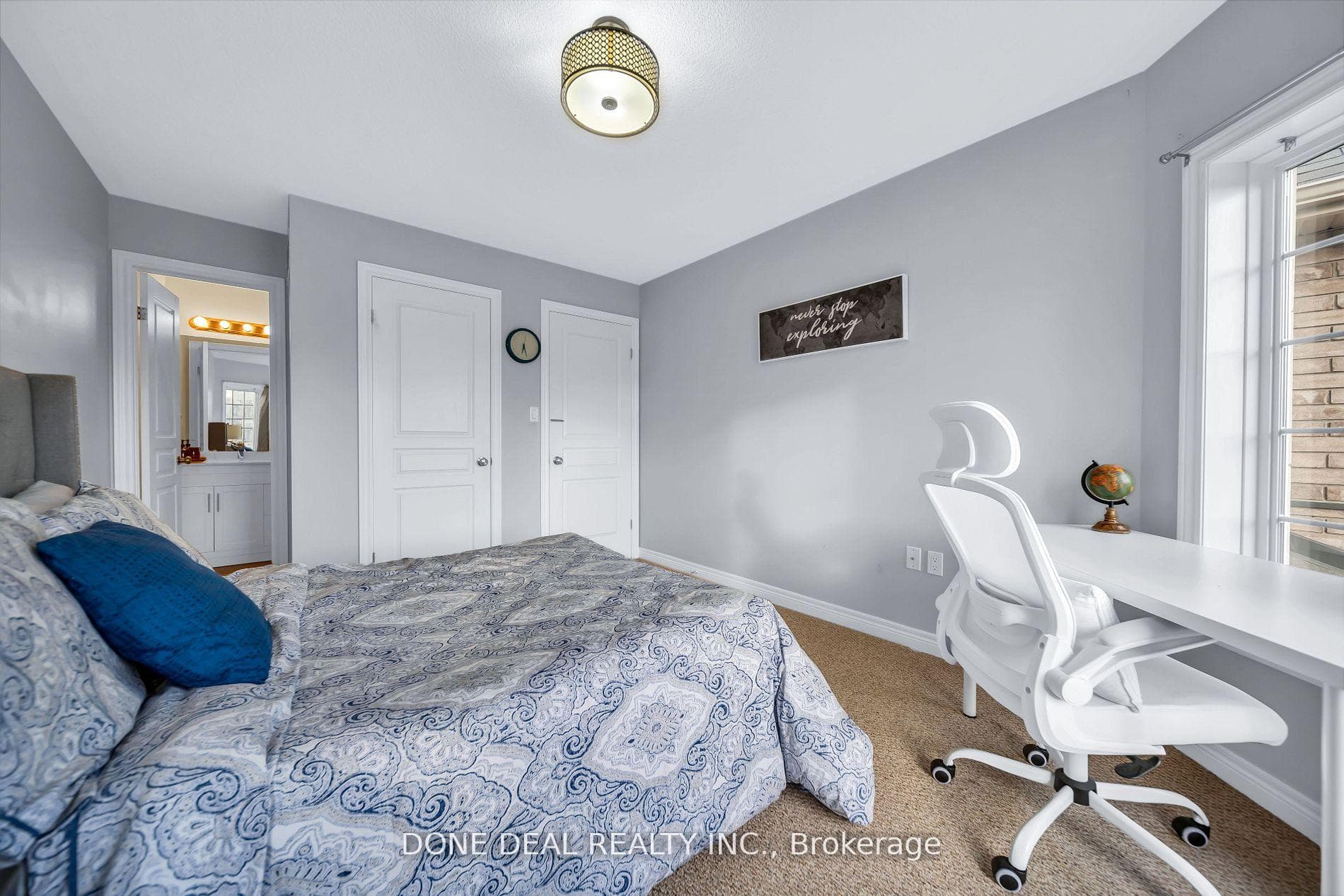 21 Bellagio Avenue photo 28