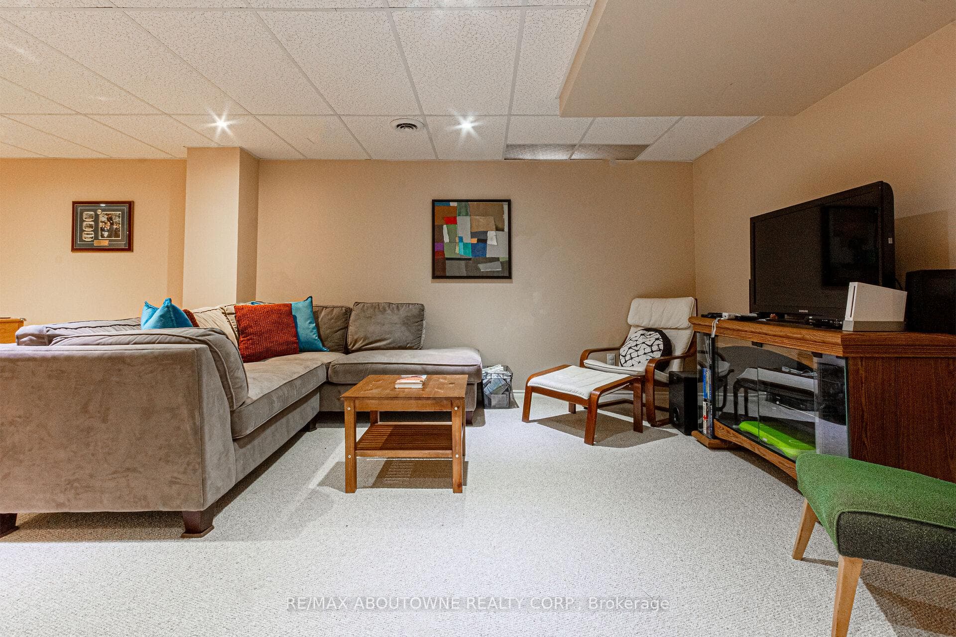 44 Milford Crescent photo 32