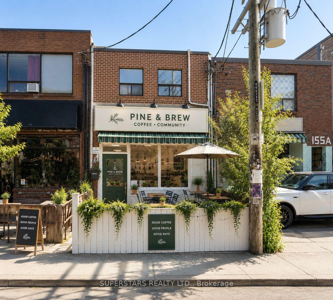 157 Augusta Avenue photo 1