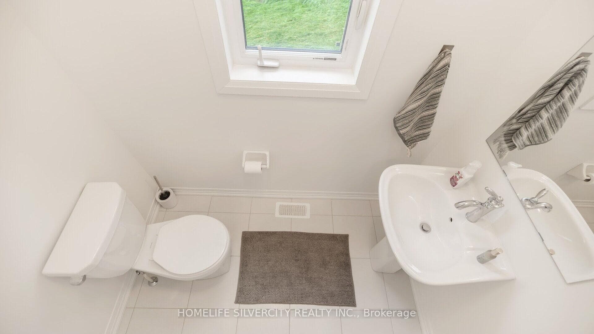 316 Bismark Drive photo 22