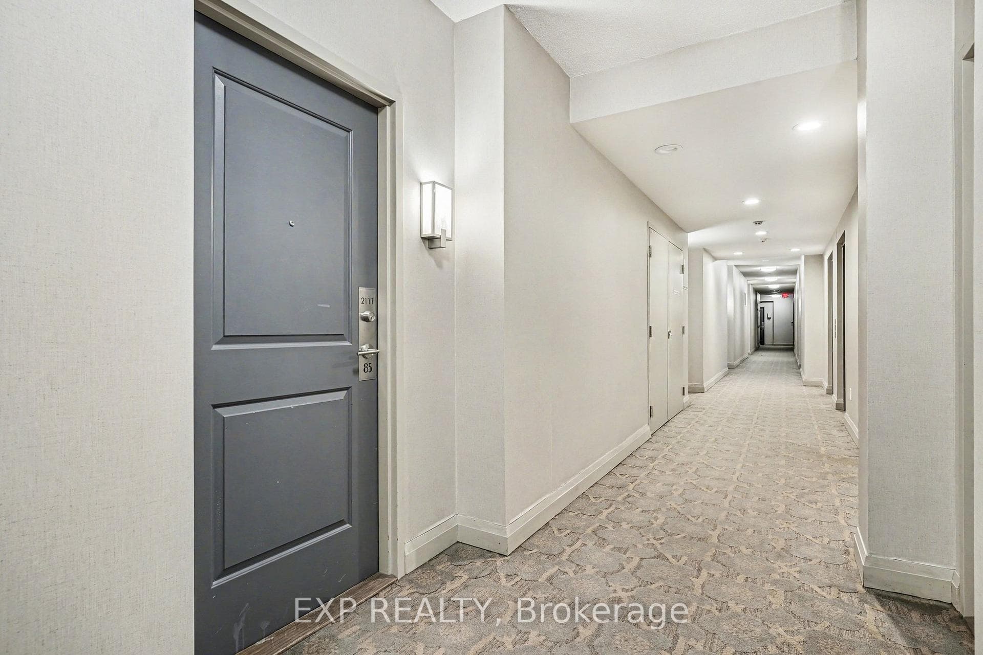 85 East Liberty Street Unit 2111 photo 2