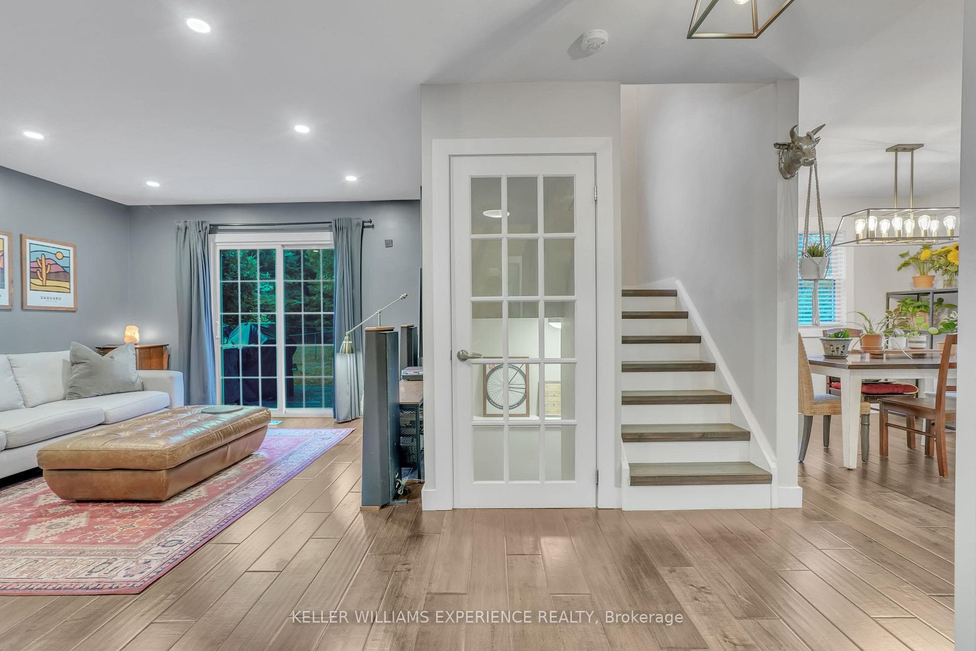 108 Elizabeth Street photo 8