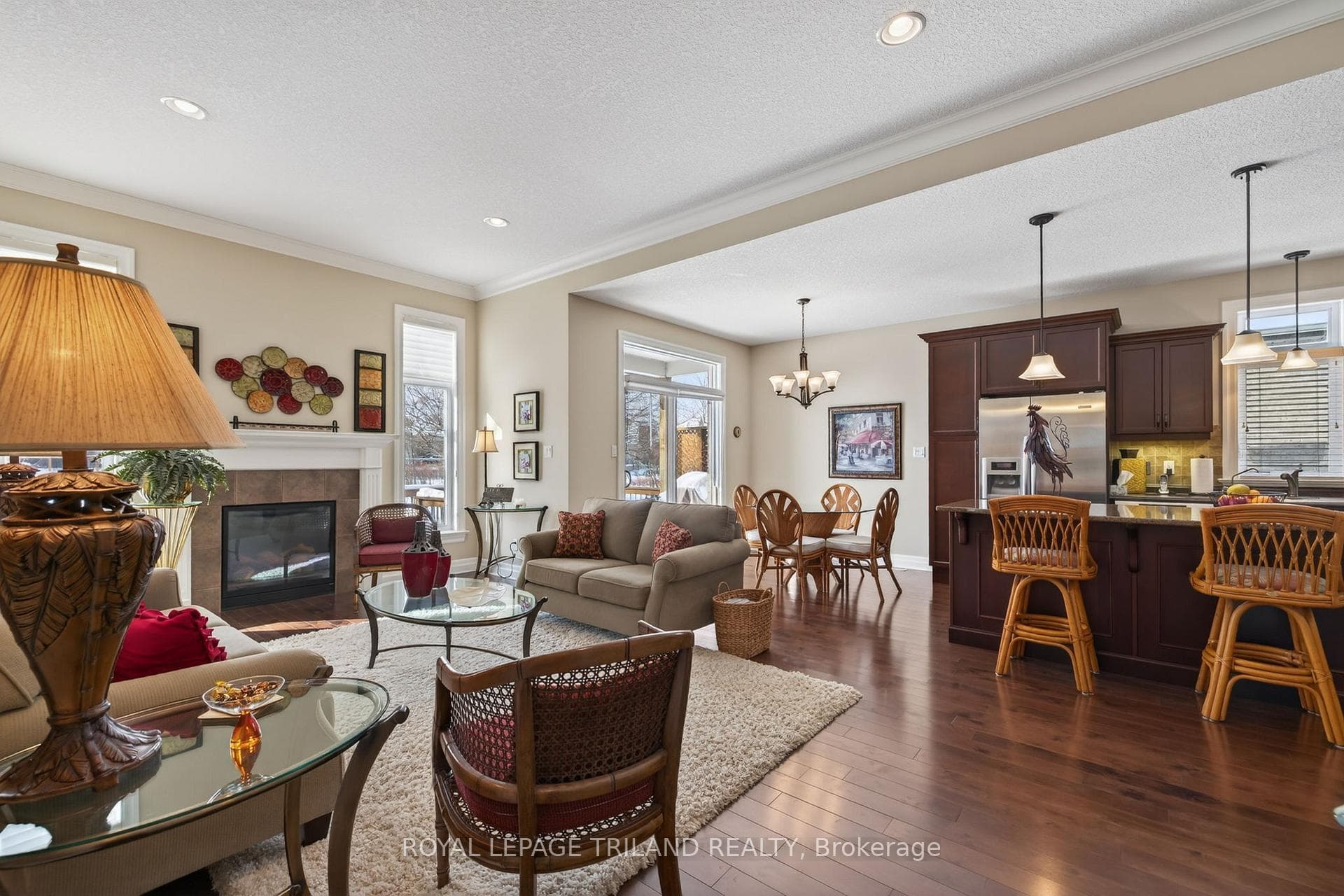 3278 Colonel Talbot Road Unit 202 photo 7