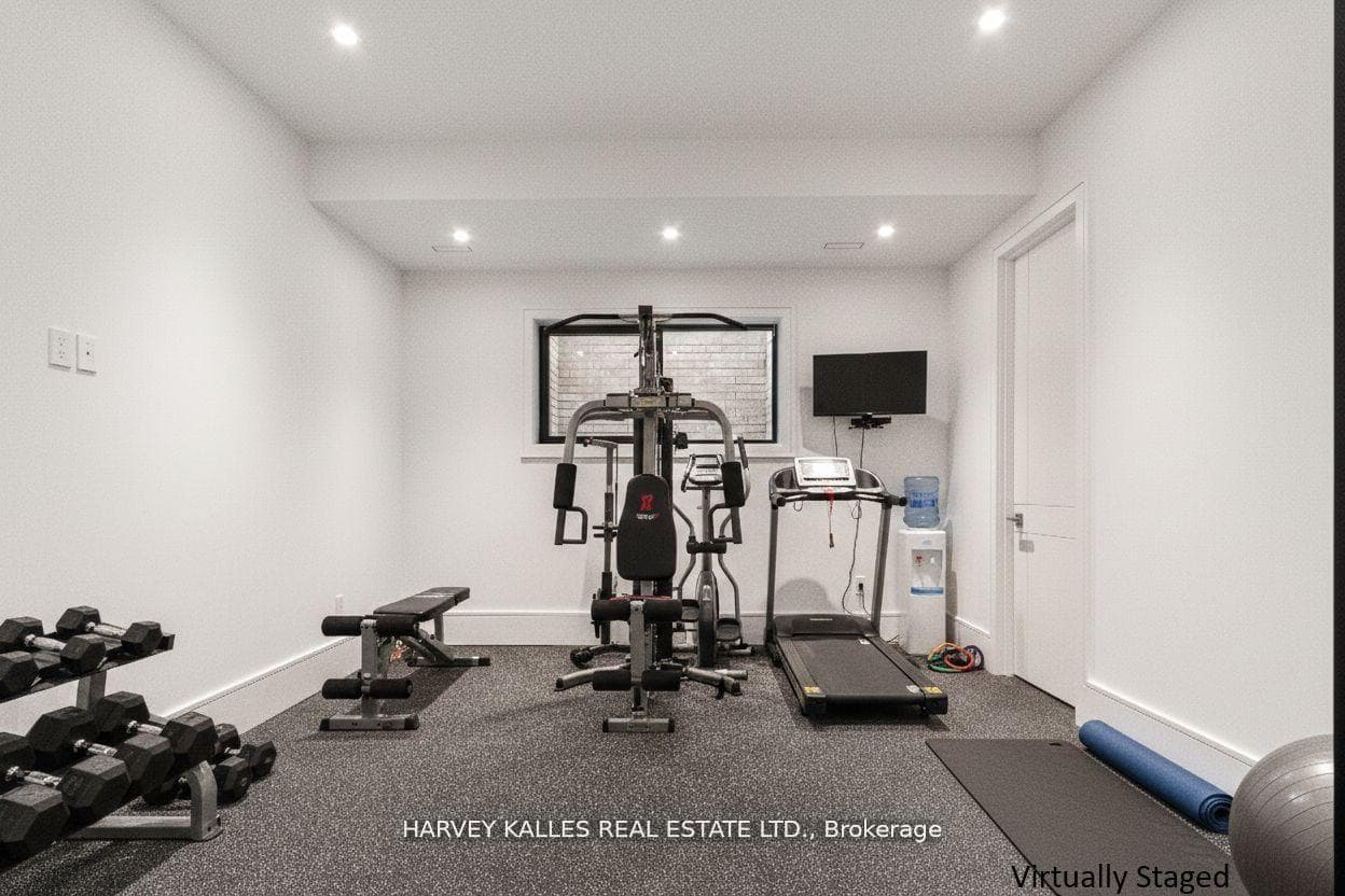 370 Glengrove Avenue photo 46