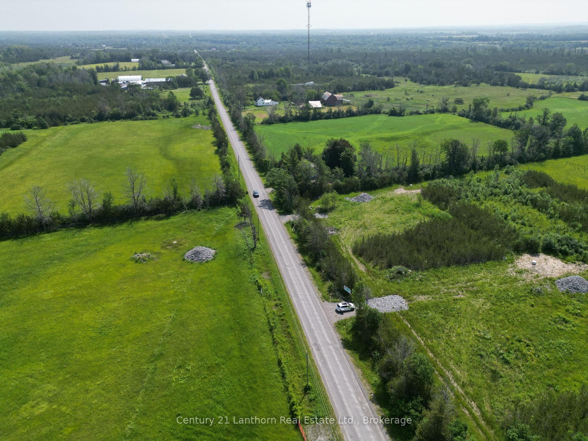 1314 Lazier Road photo 7