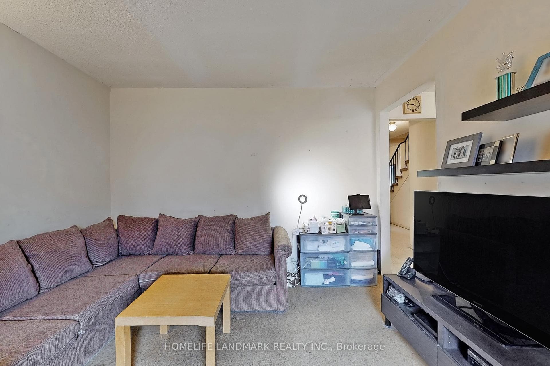 100 Kenley Crescent photo 15