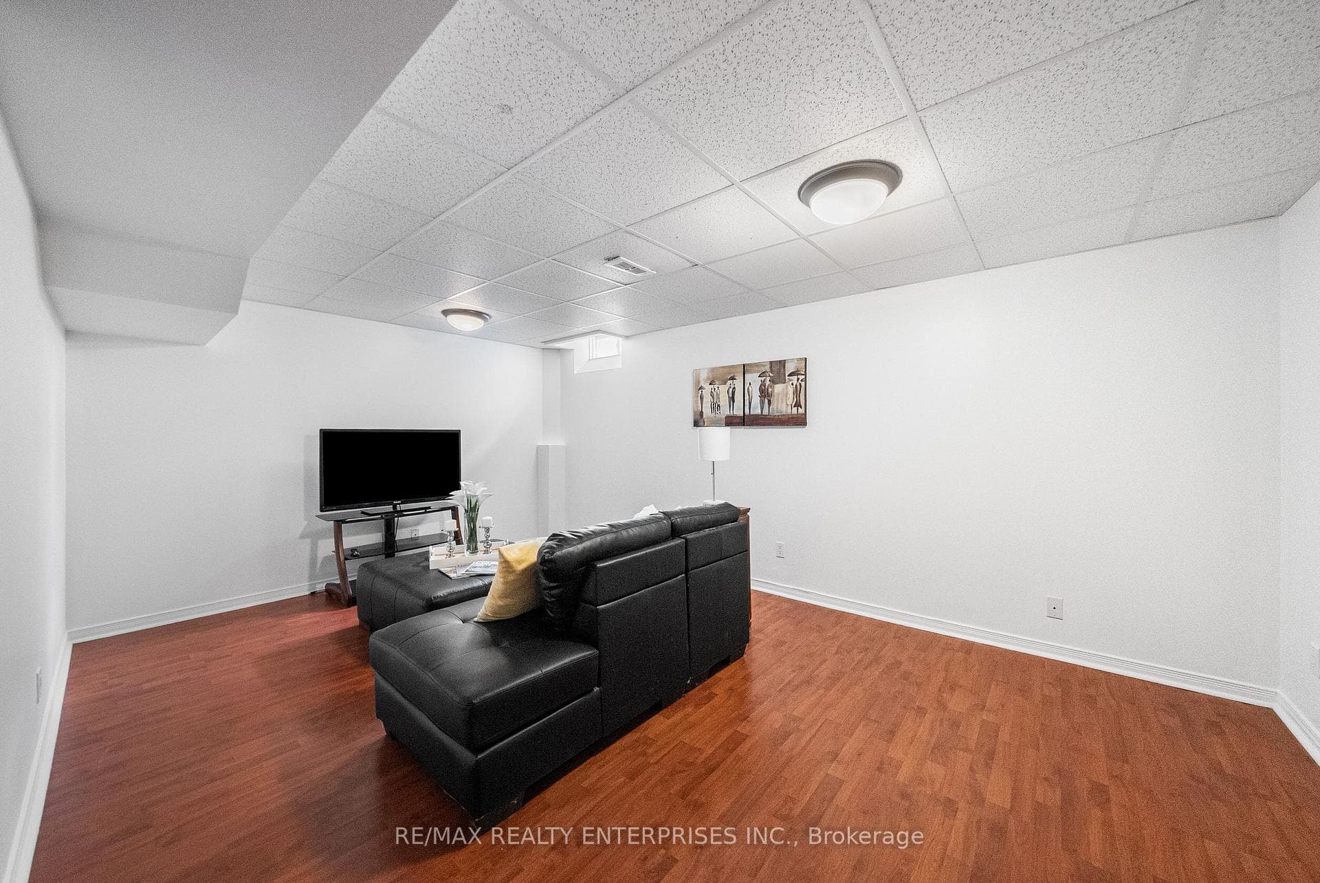 6916 Yarrow Avenue photo 32