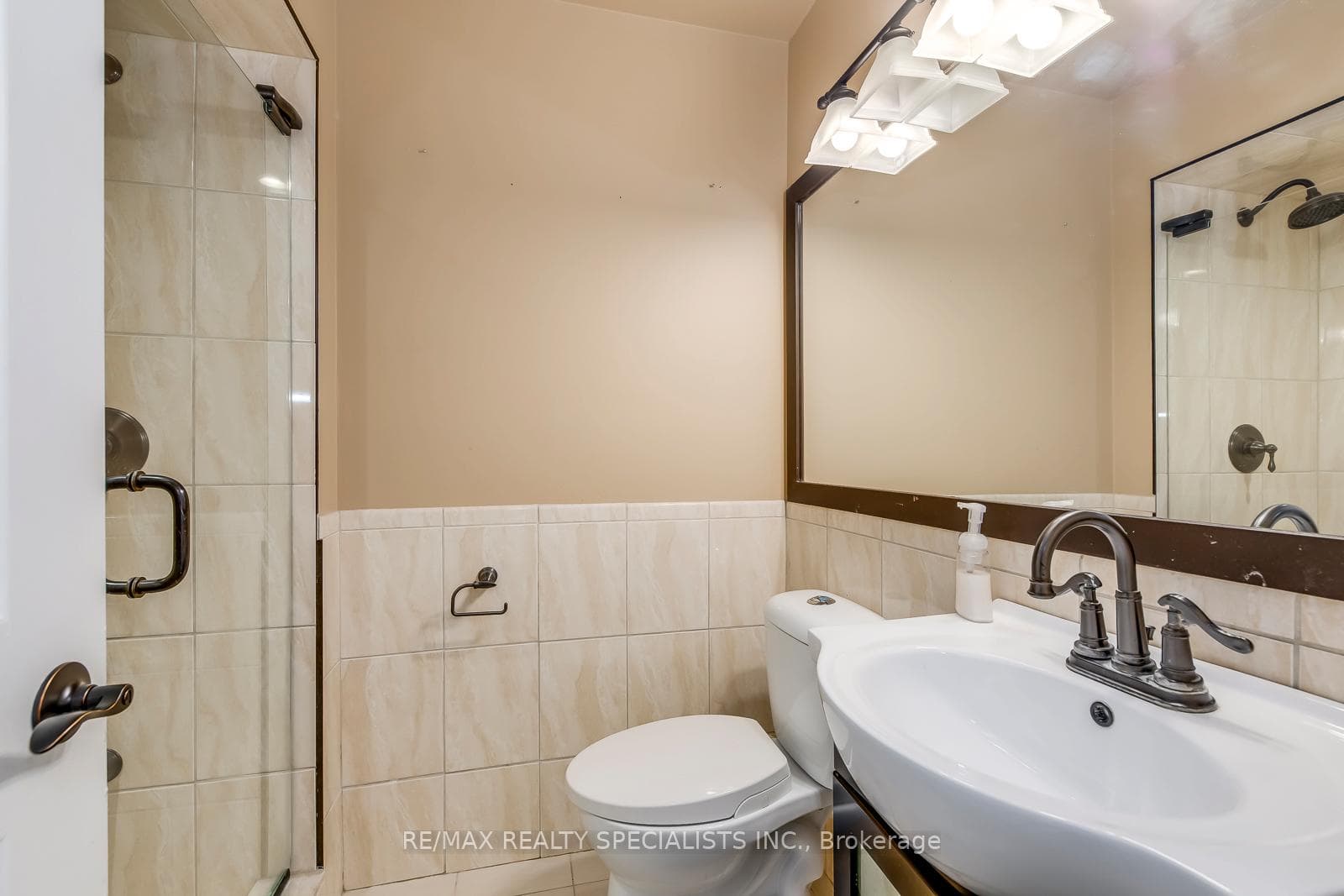 1582 Hermant Court photo 30