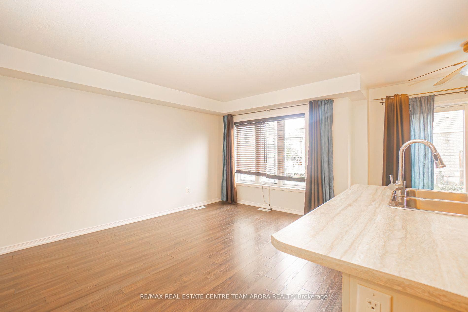 8544 Nightshade Street photo 7