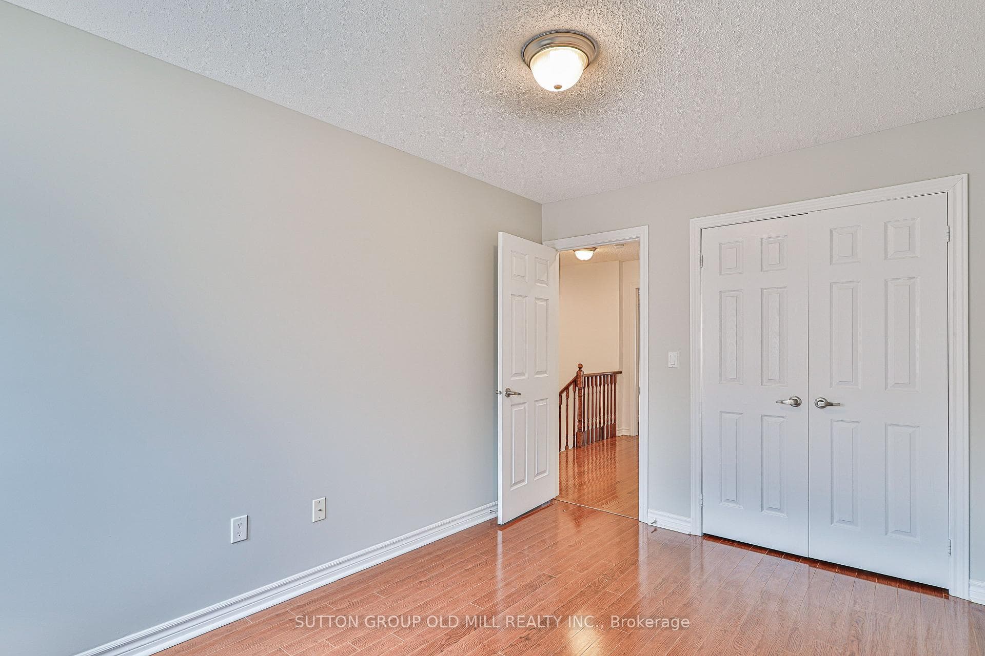 5 Isaac Devins Avenue photo 17