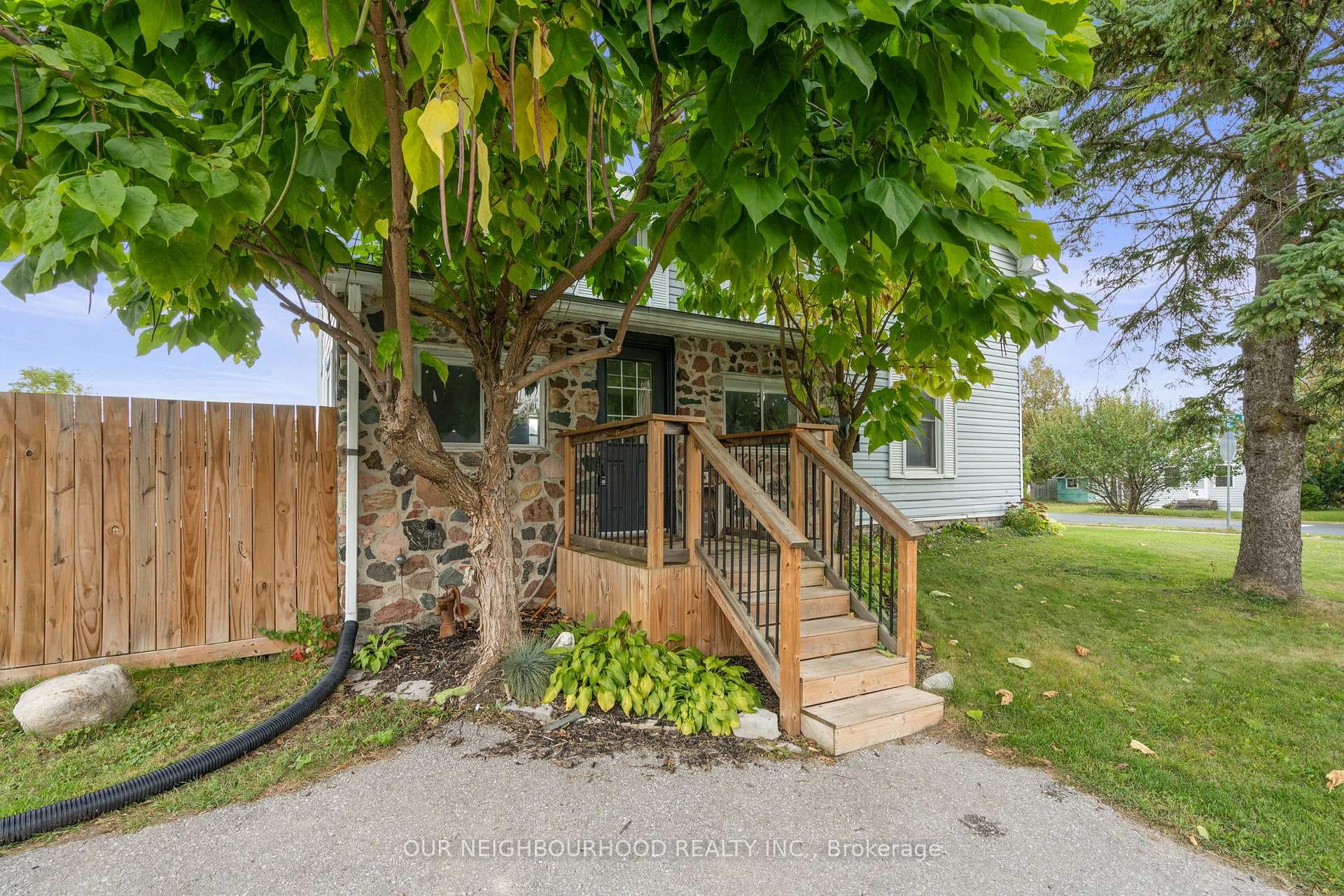 57 Bay Street photo 3
