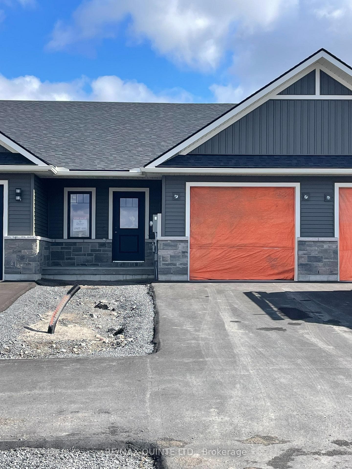 63 Sandhu Crescent photo 1