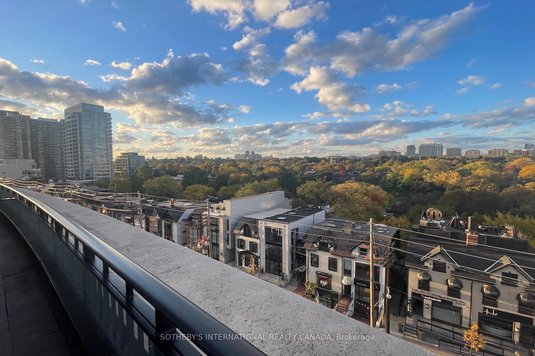 133 Hazelton Avenue Unit 601 photo 11
