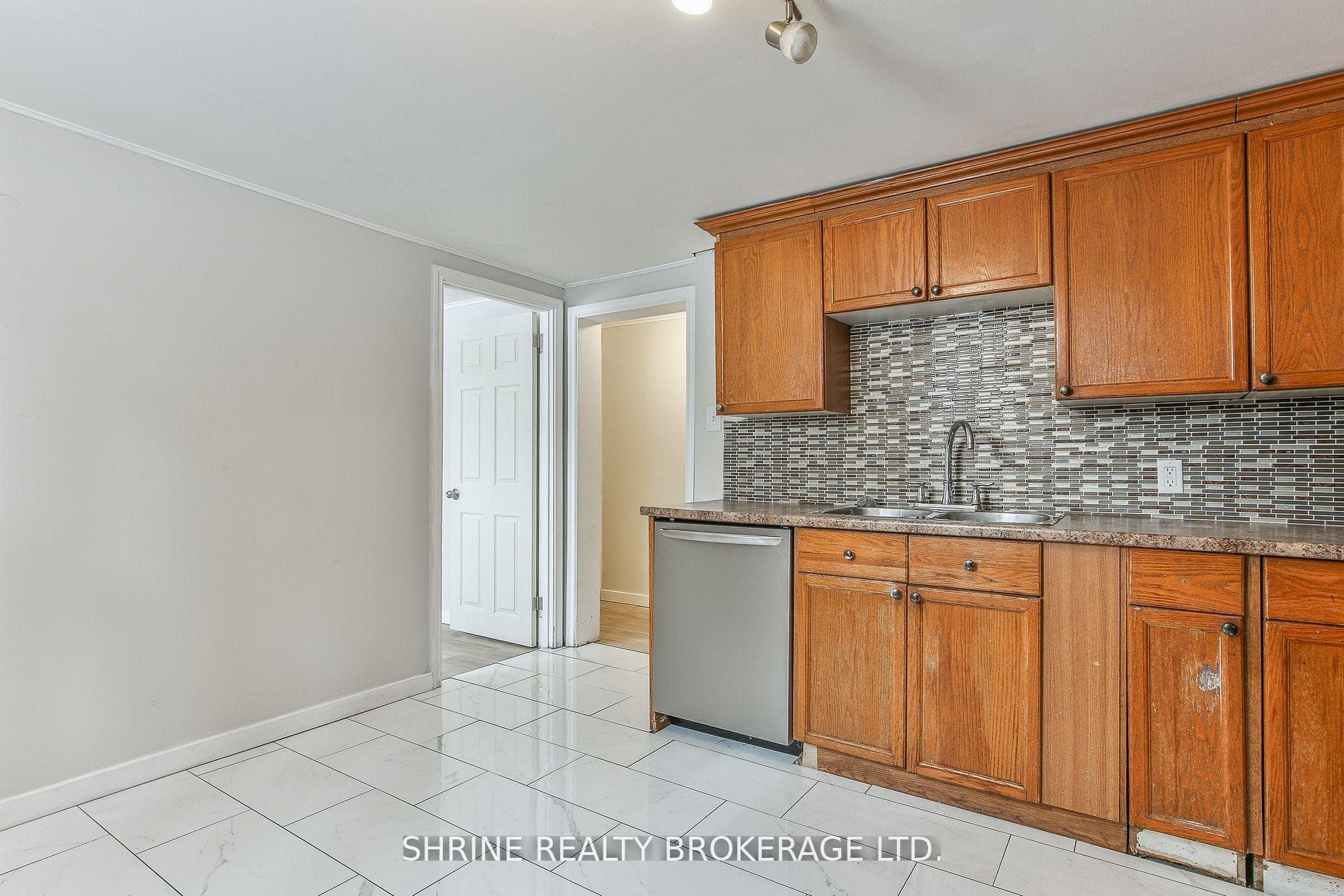 13 Sterling Street Unit 1 photo 9