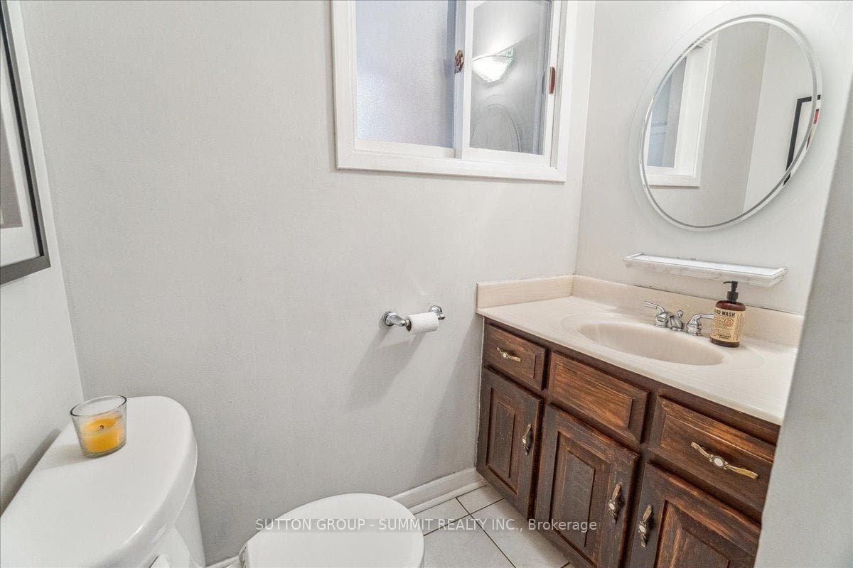 756 King Road photo 25