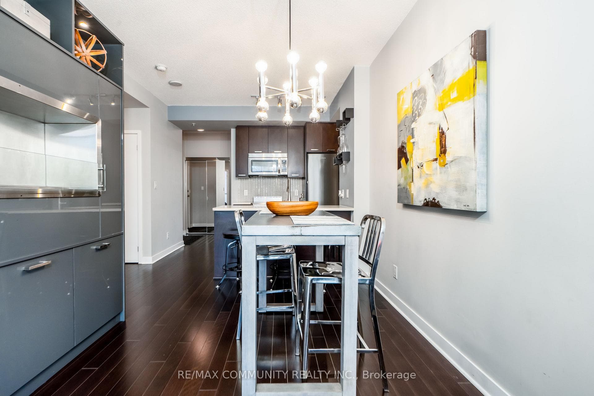 295 Adelaide Street Unit 2406 photo 12
