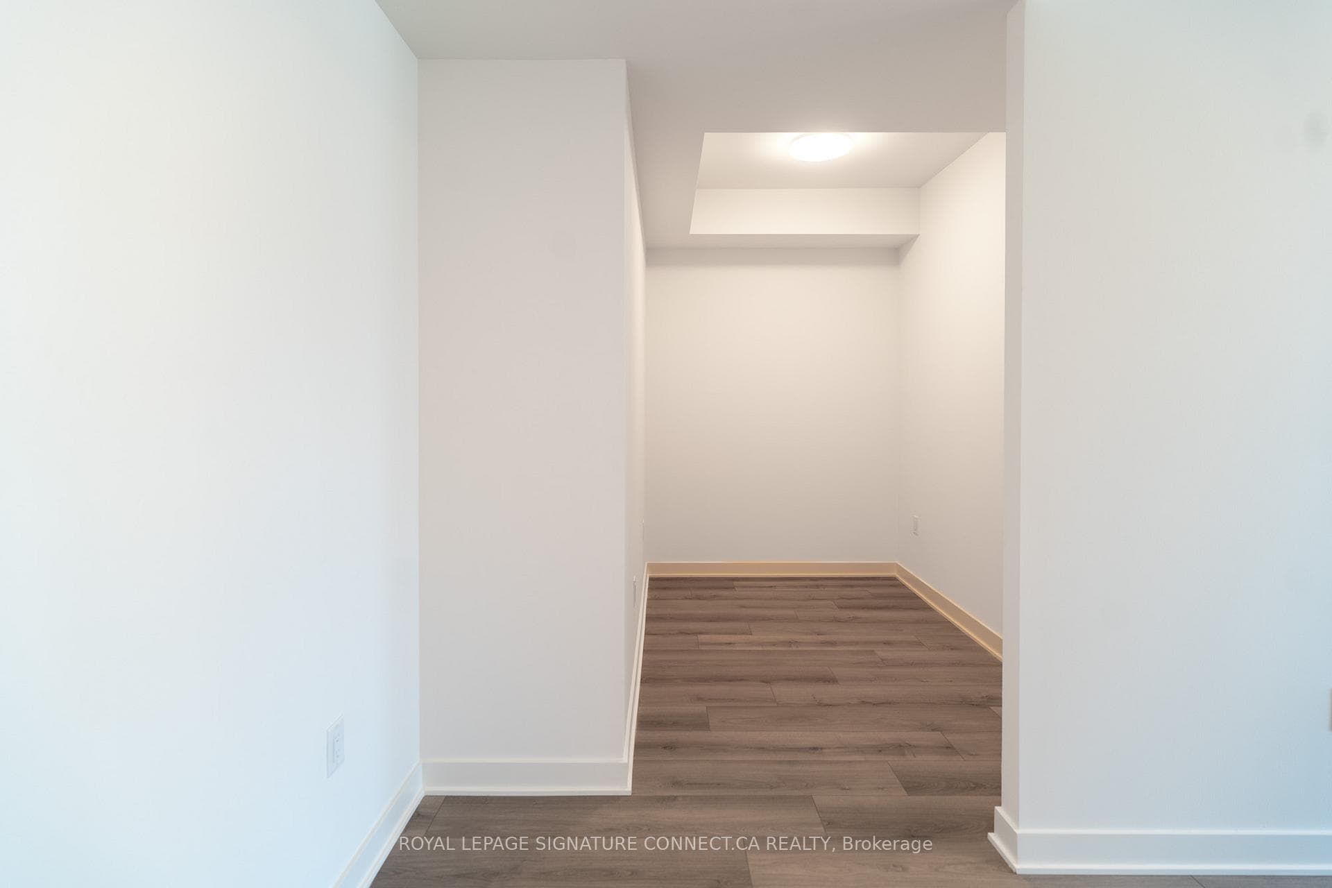1185 Dupont Street Unit 610 photo 11