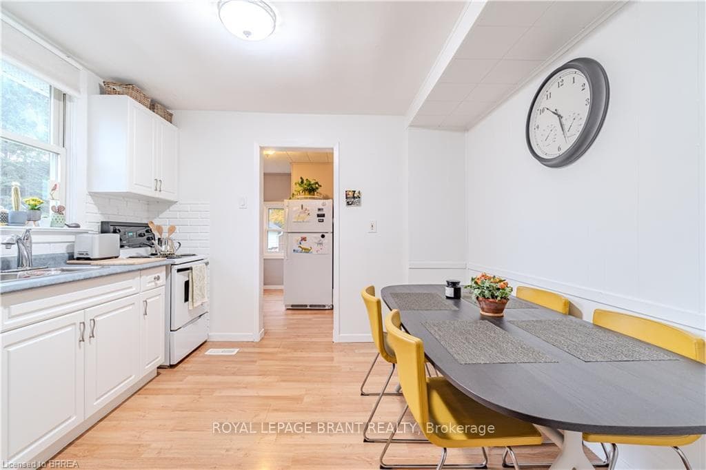 49 Kelly Street photo 11