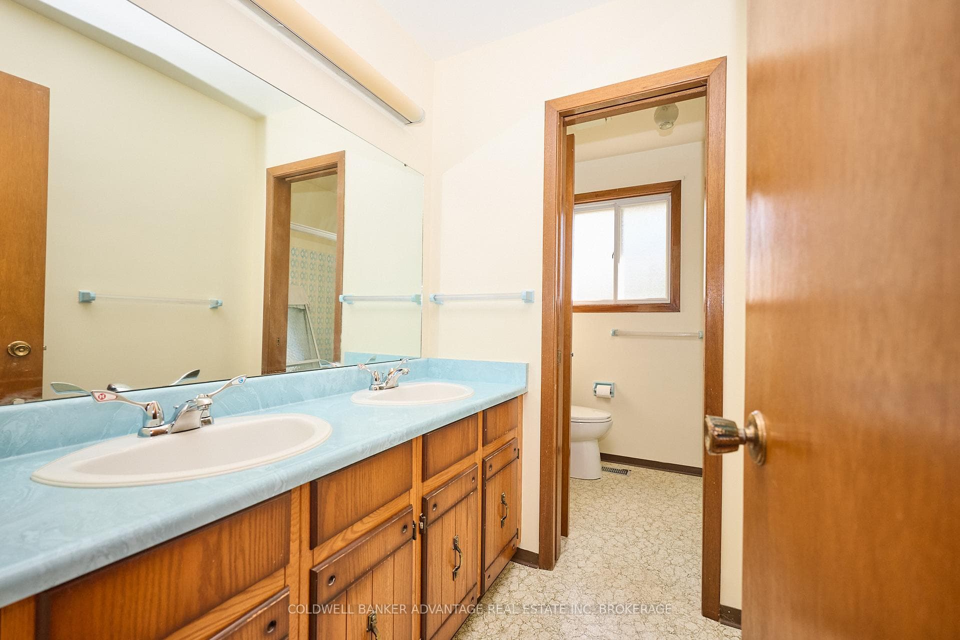 925 Carl Road photo 16