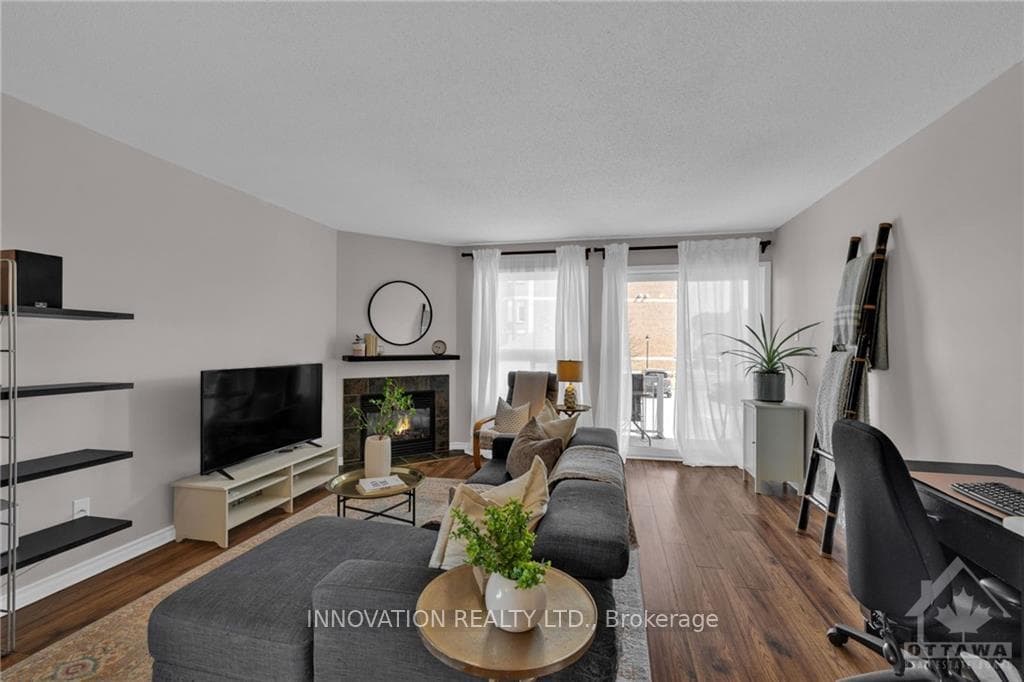 840 LONGFIELDS Drive photo 7
