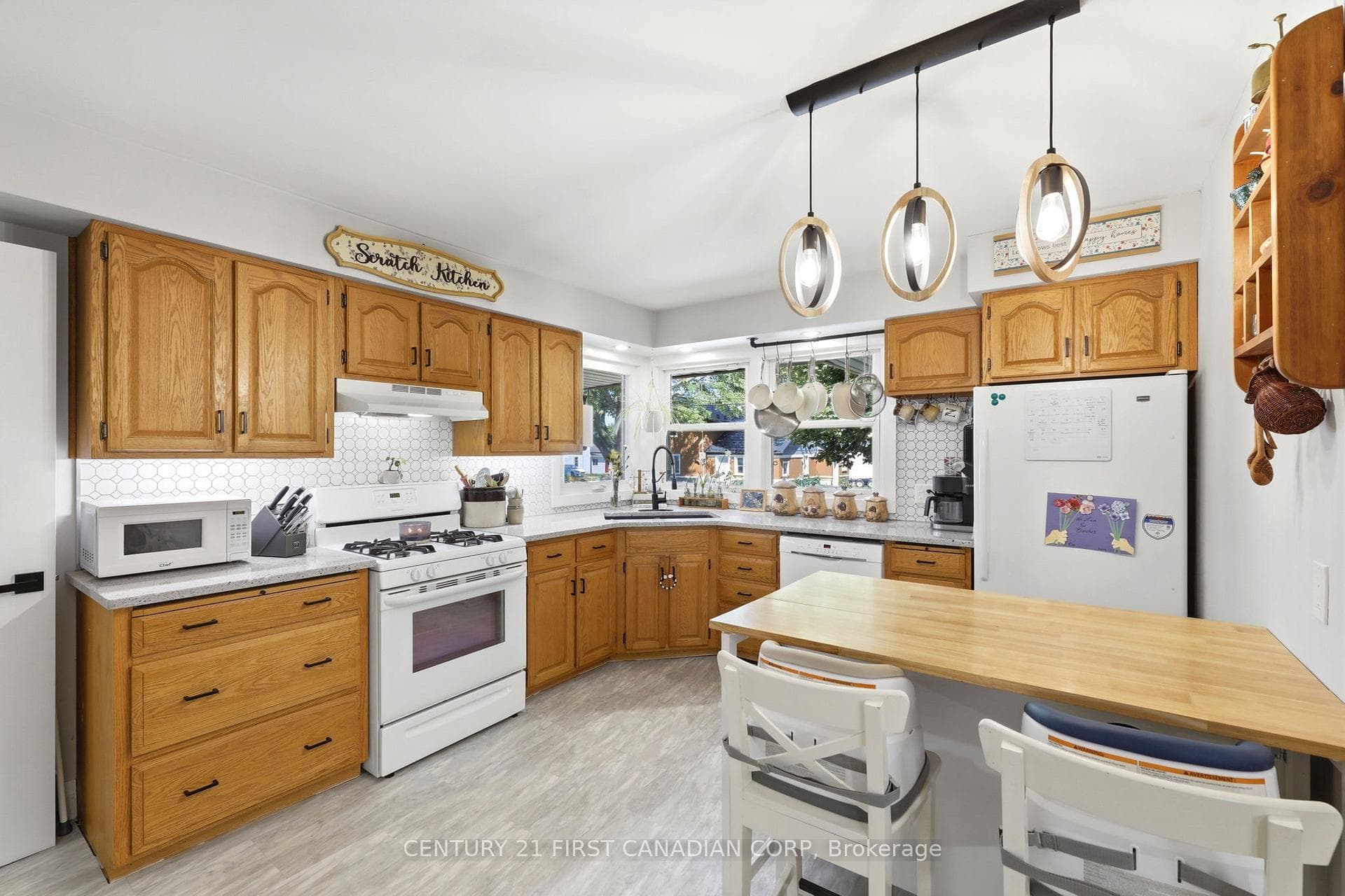 152 Ellen Street photo 6