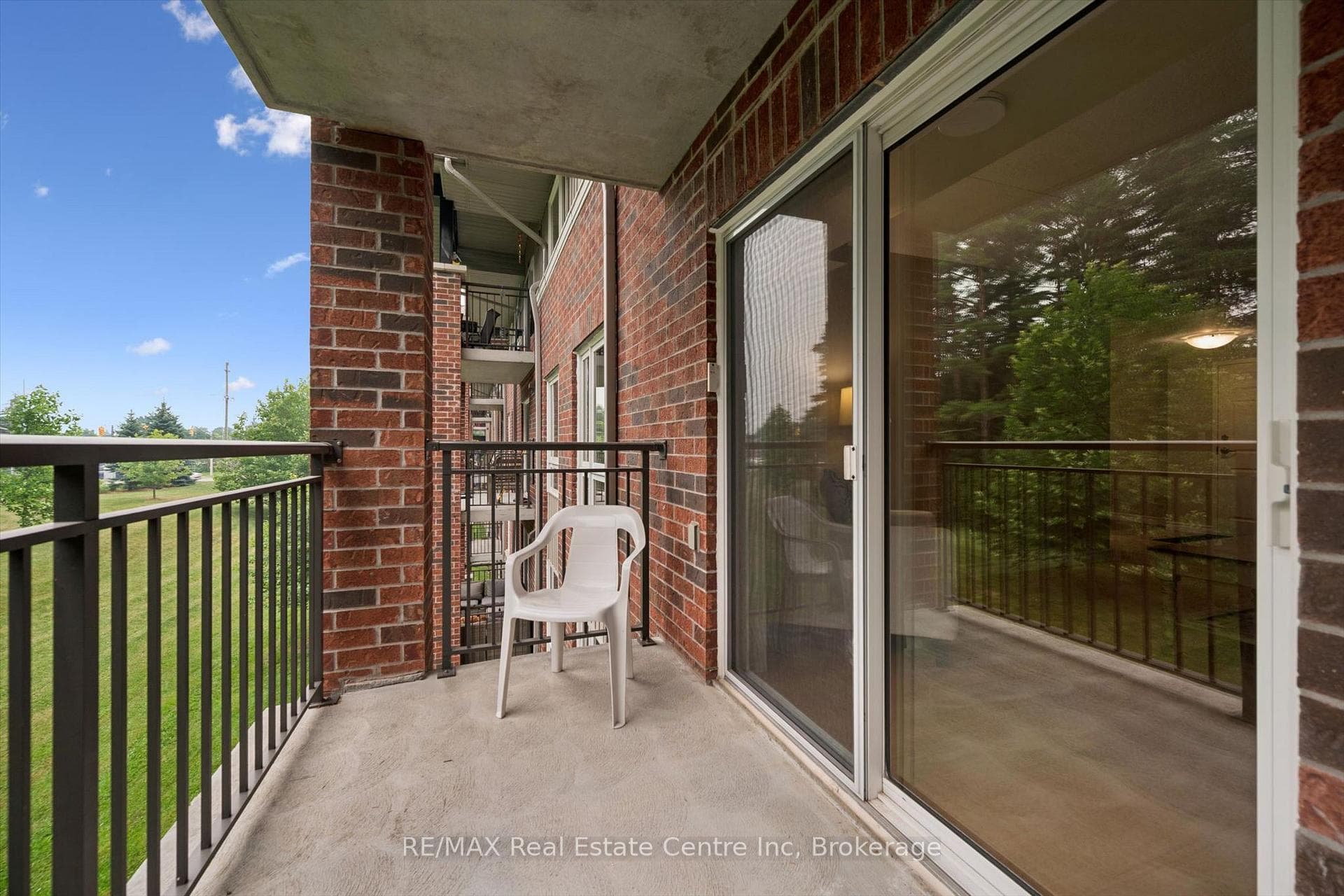 645 St David Street Unit 302 photo 16