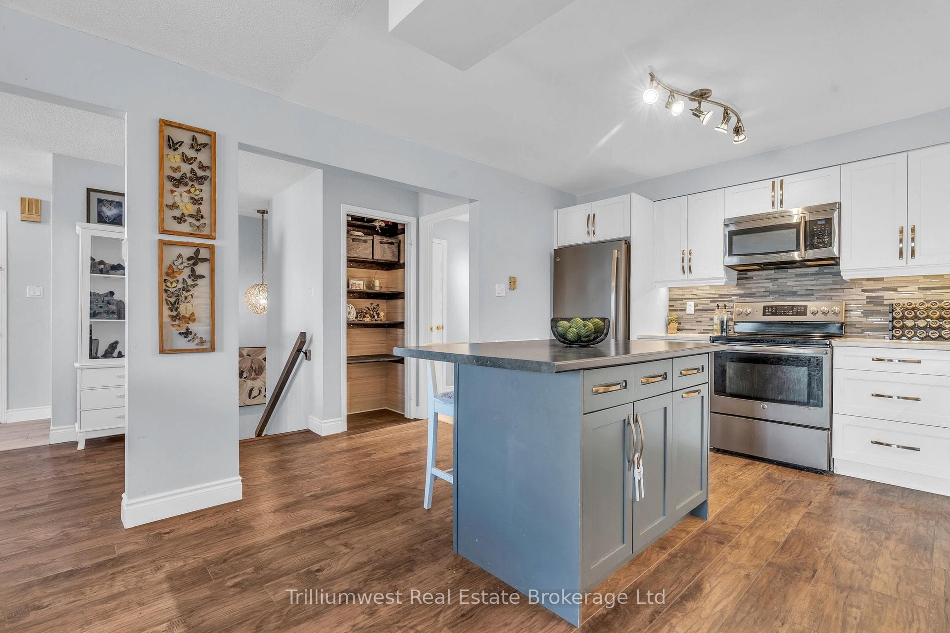 456 Janefield Avenue Unit 113 photo 15