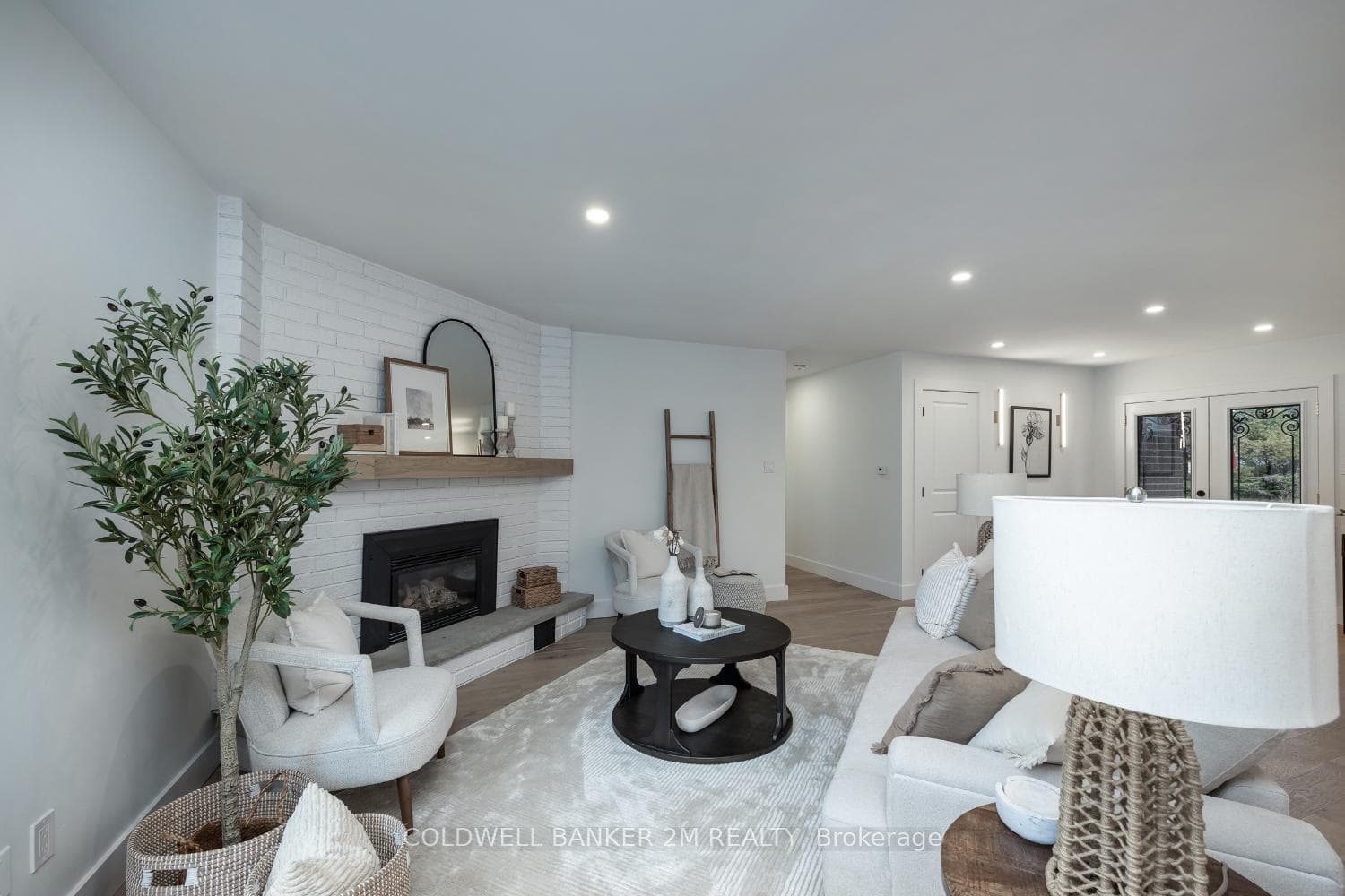 619 Alma Street photo 15