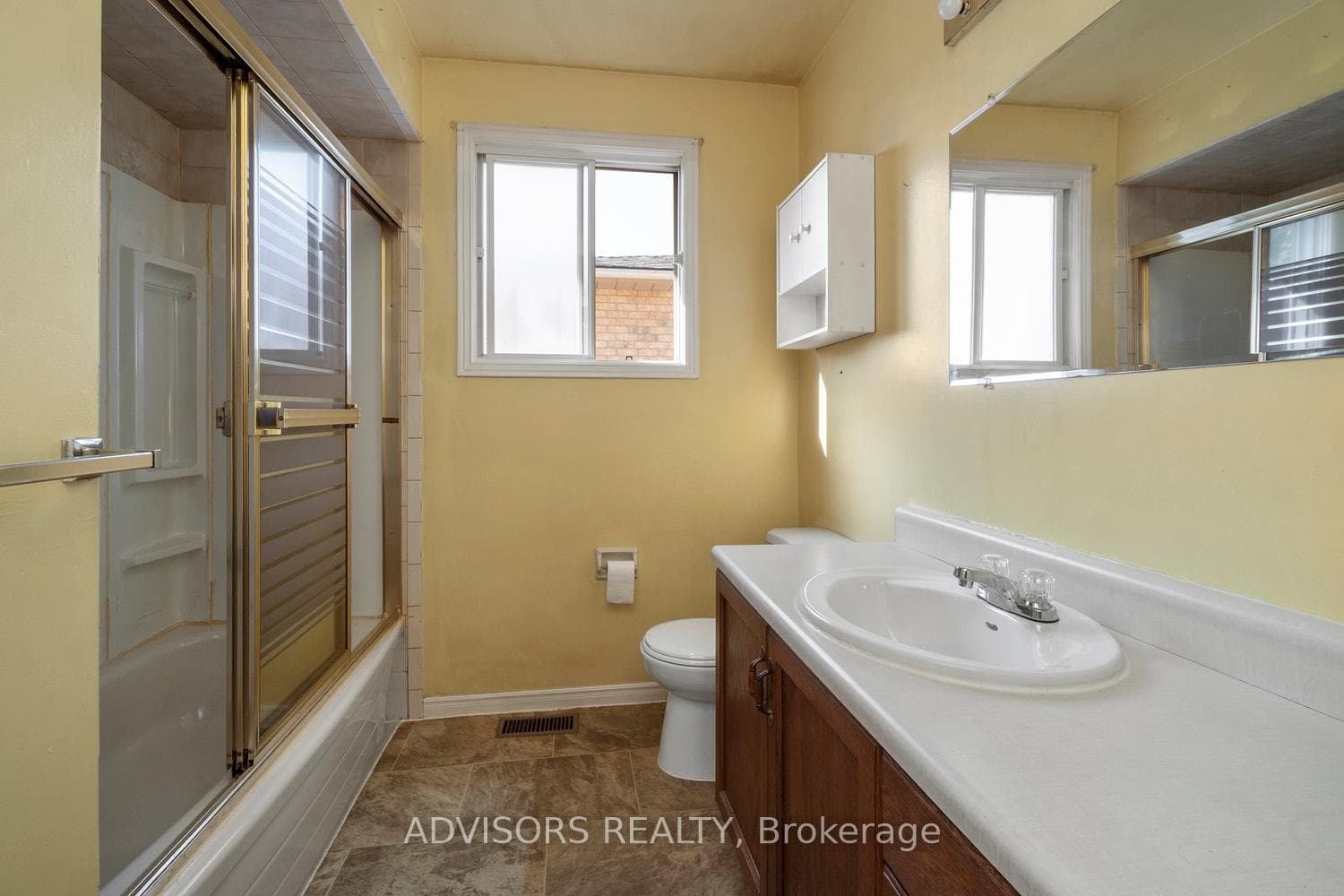 3428 Bristol Drive photo 24
