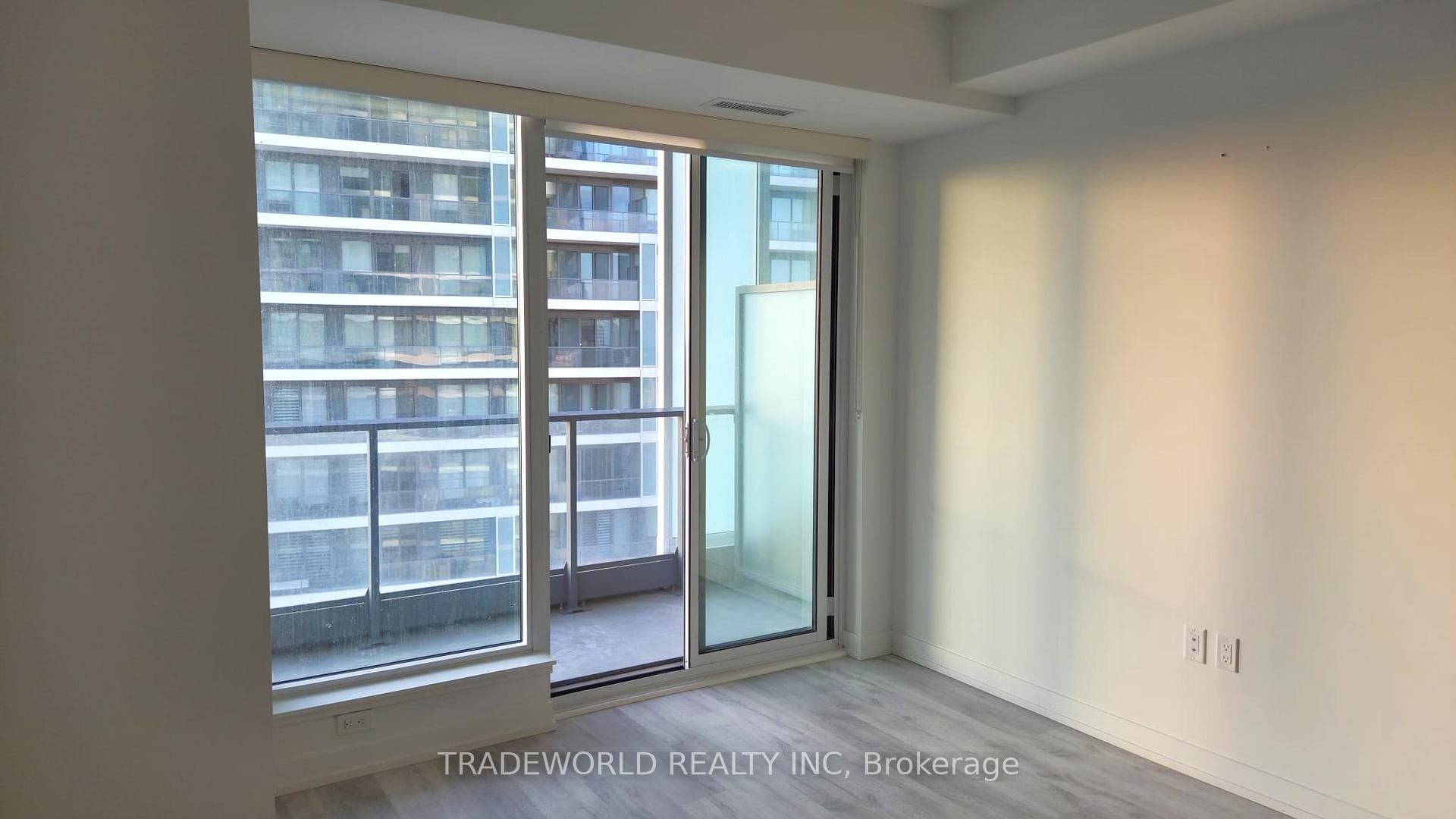 8 Olympic Garden Drive Unit S1811 photo 2