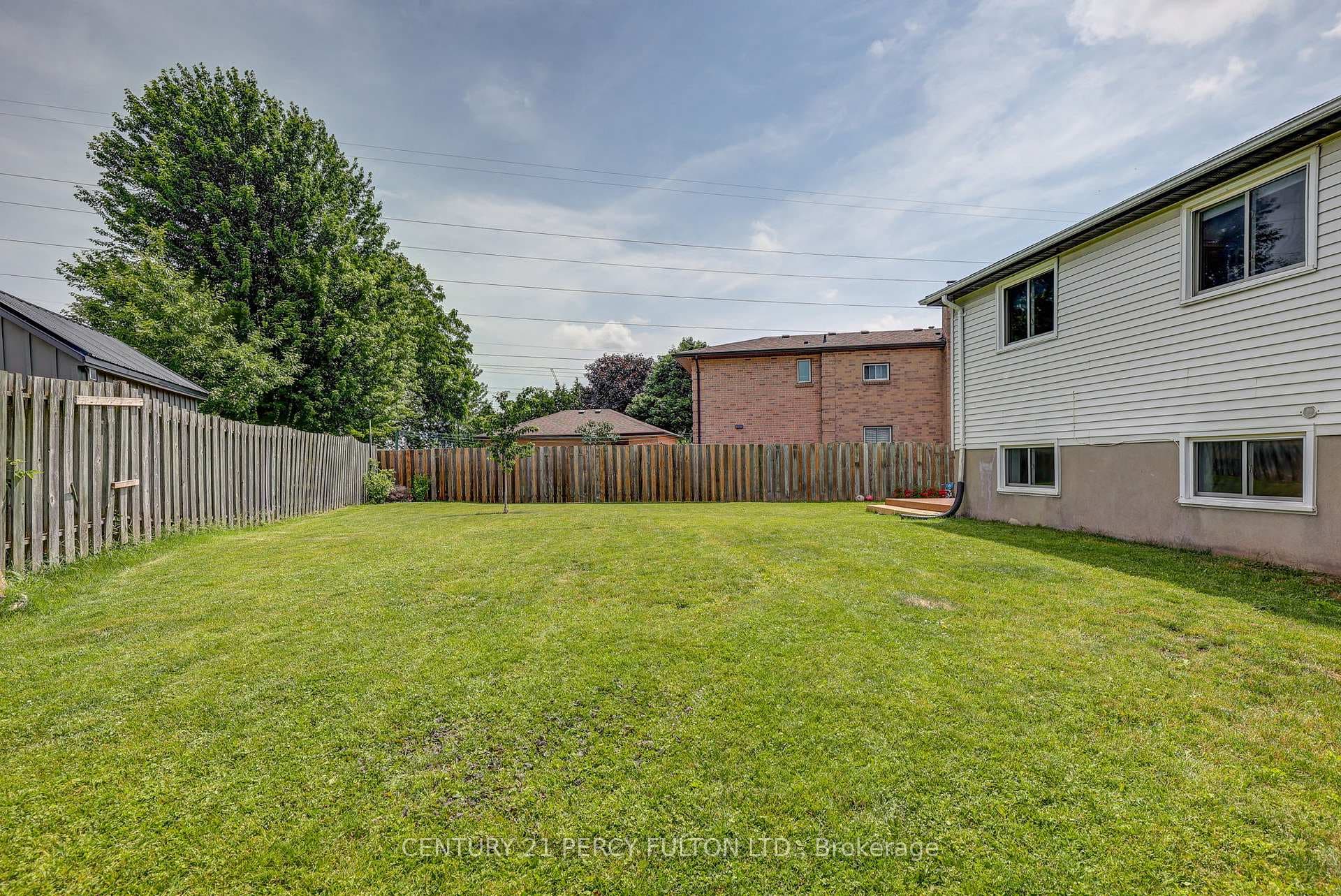 132 Sundridge Crescent photo 38