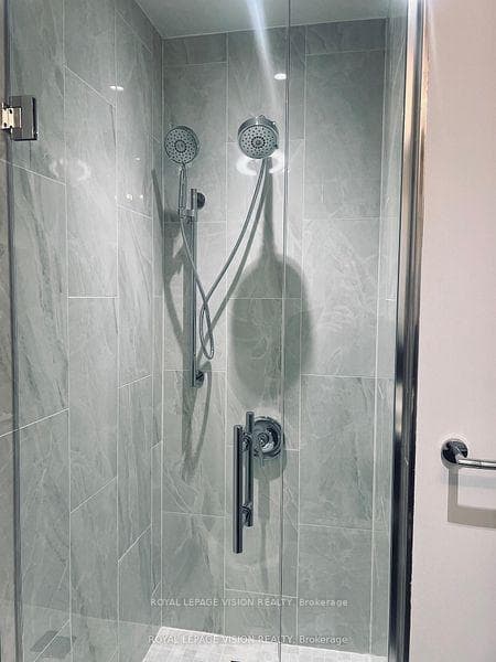 505 Glencairn Avenue Unit 211 photo 9