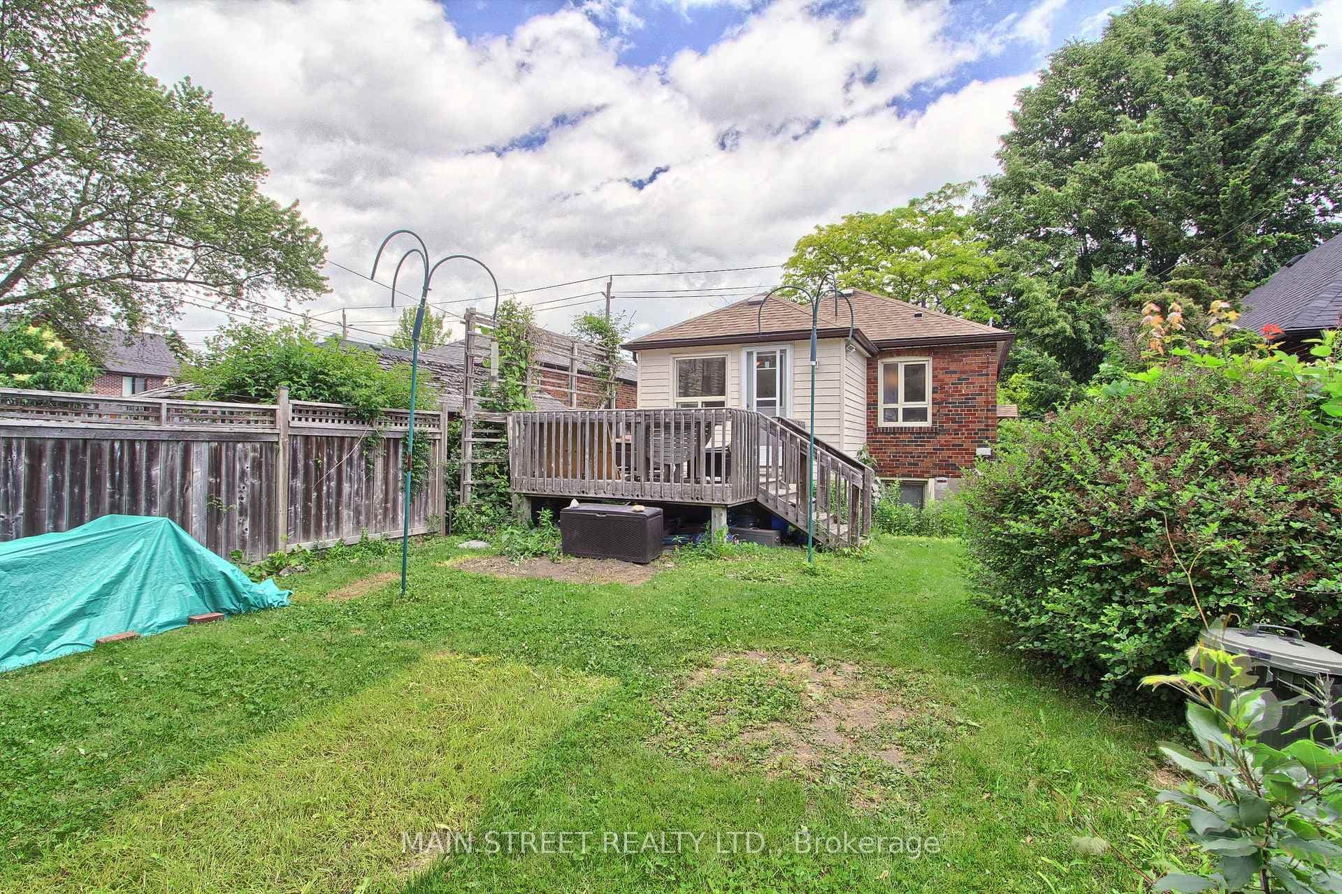 282 Warden Avenue photo 14