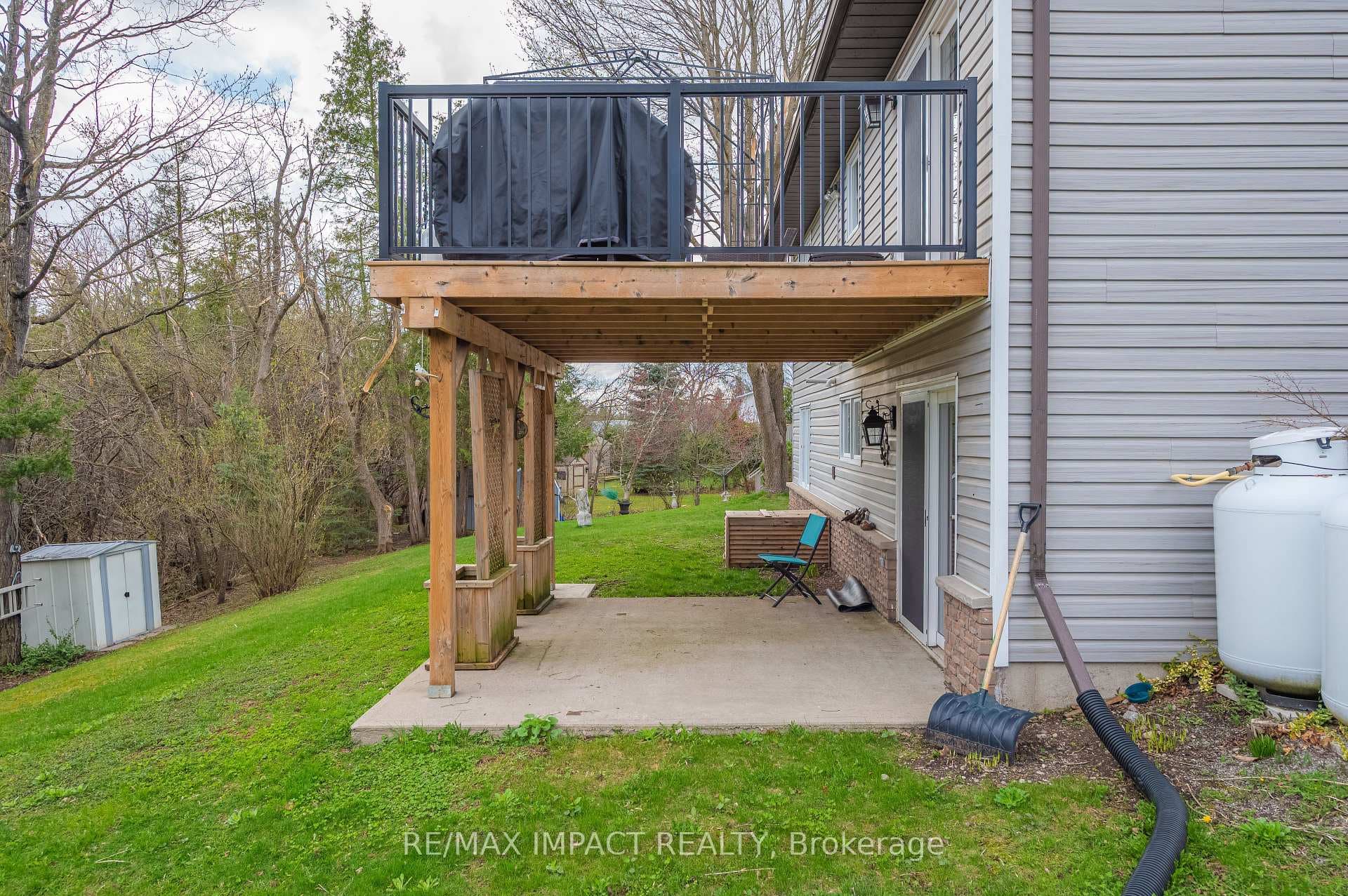 10 Cedartree Lane photo 25