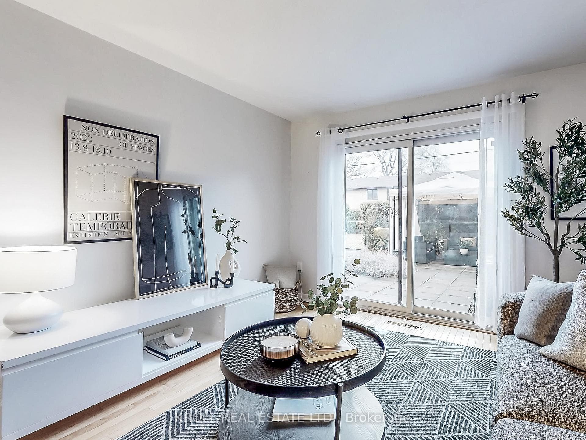 29 Broadpath Road photo 13
