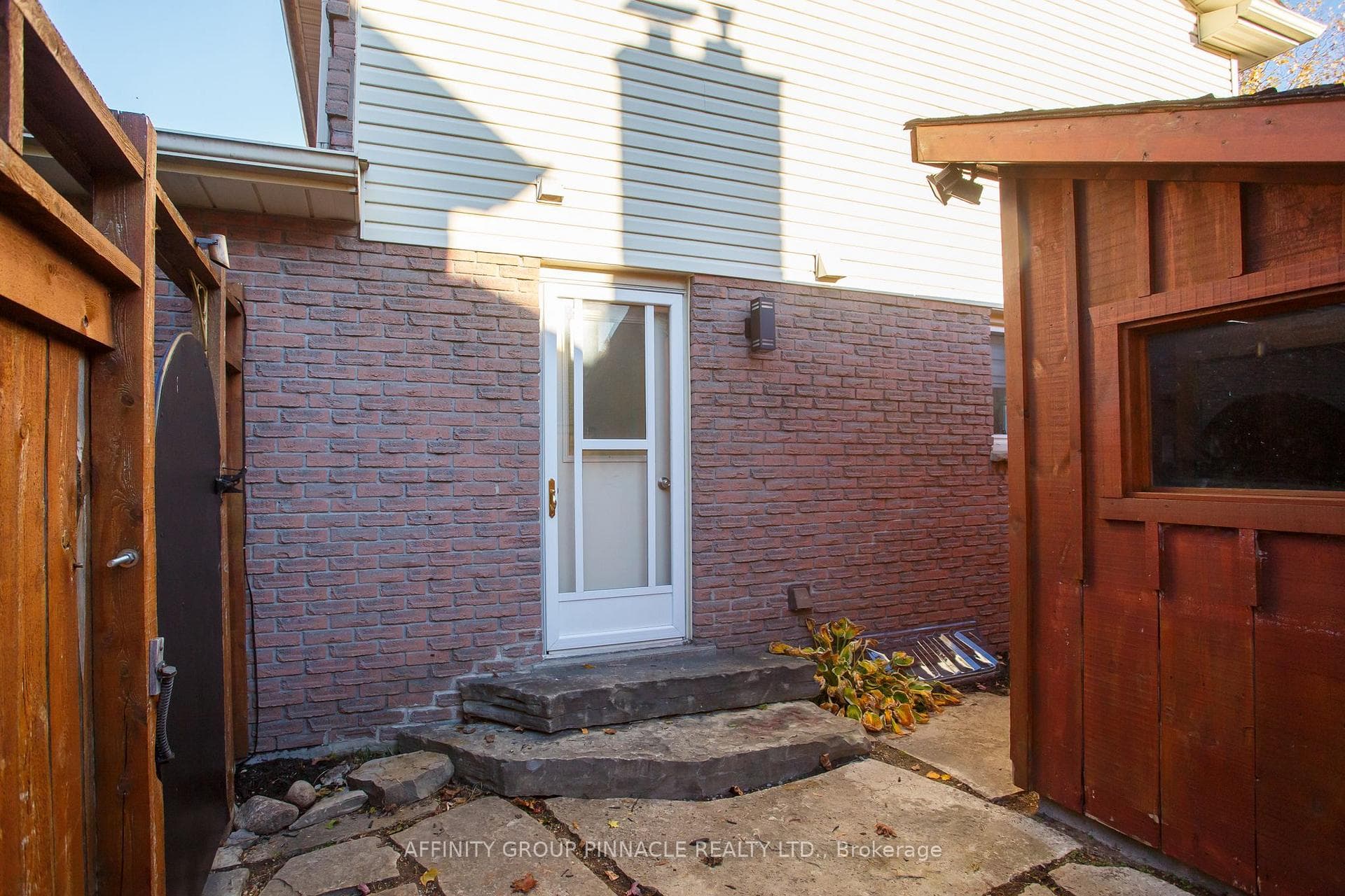 37 Parkway Avenue photo 42