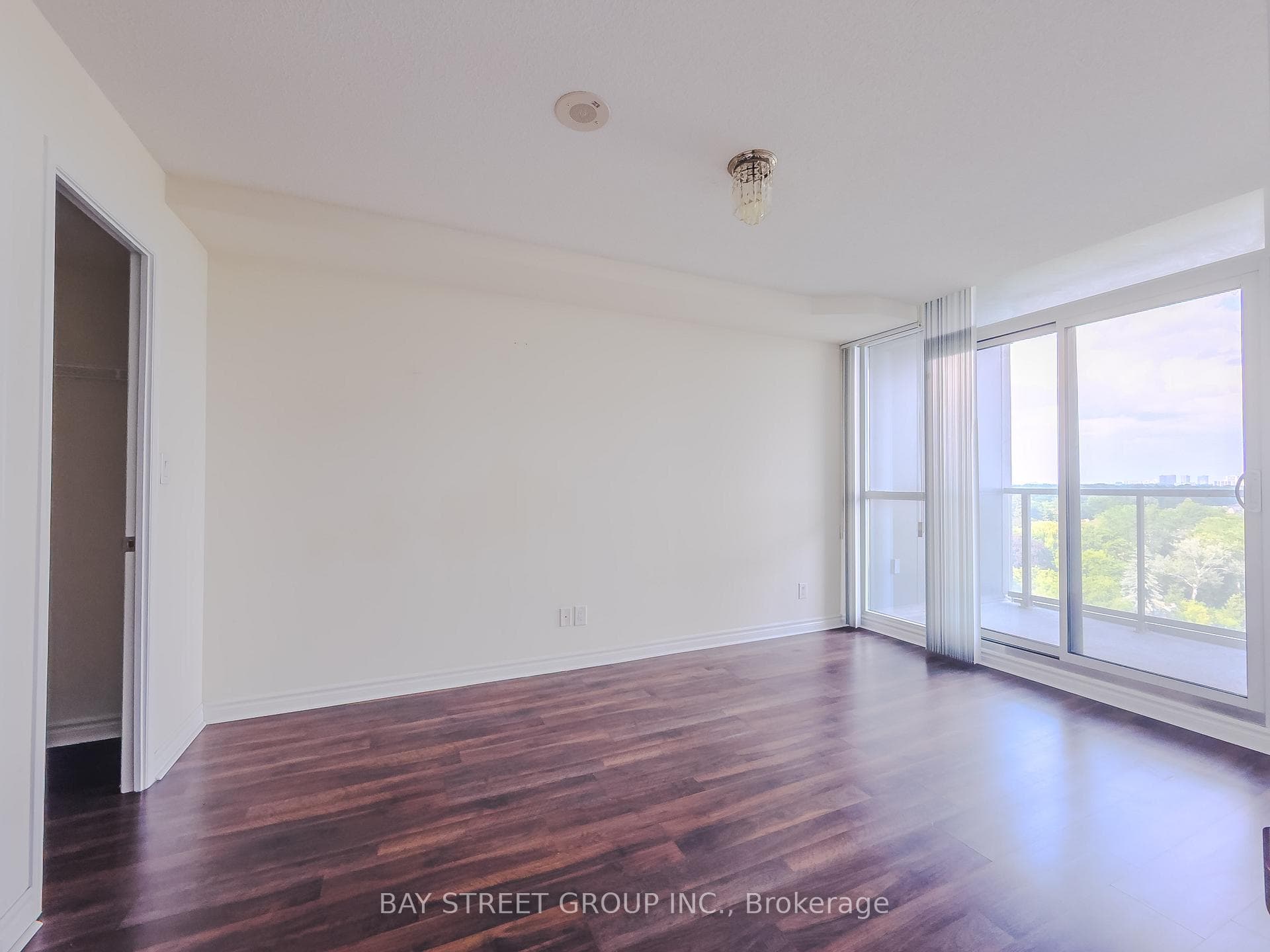 35 Hollywood Avenue Unit 1522 photo 12