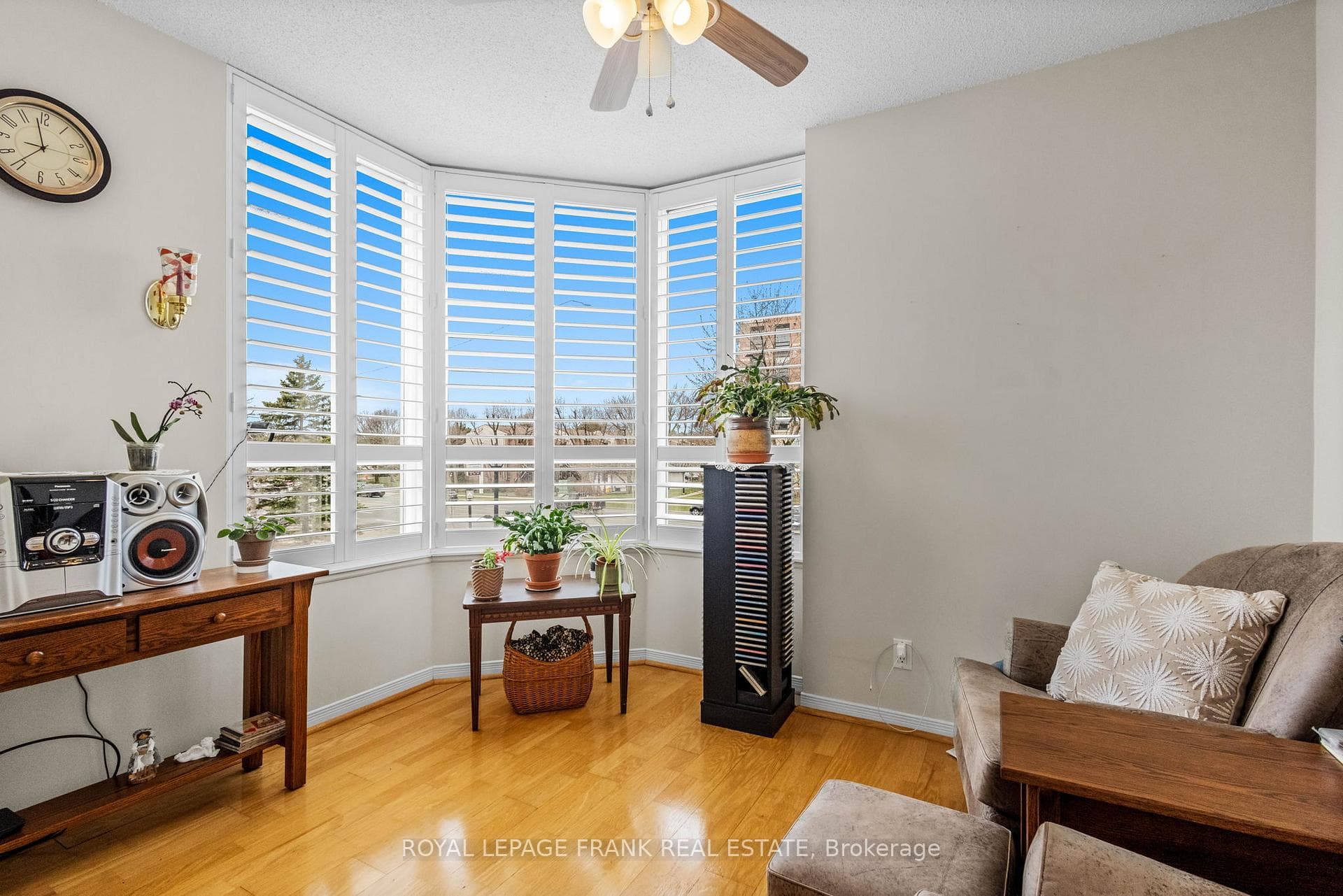 1000 The Esplanade N/A Unit 213 photo 18