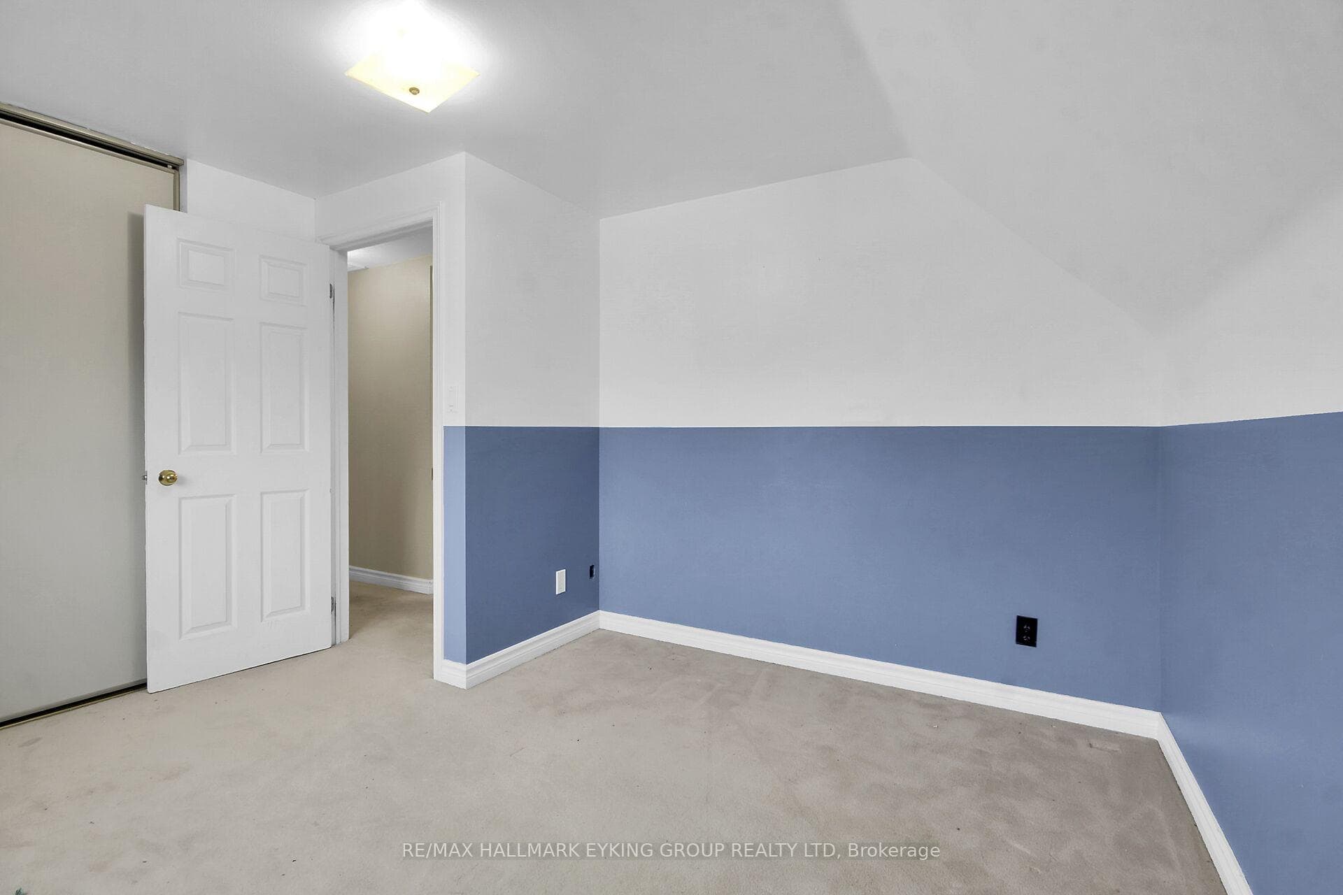 2018 Olympia Crescent photo 20