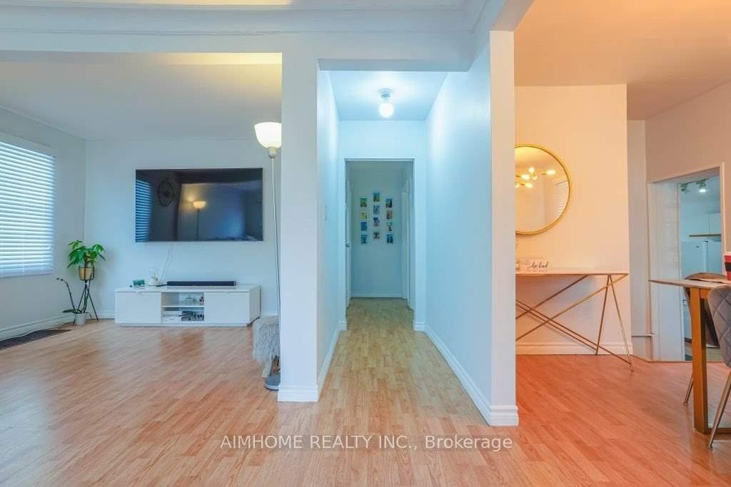 375 Nassau Street photo 8