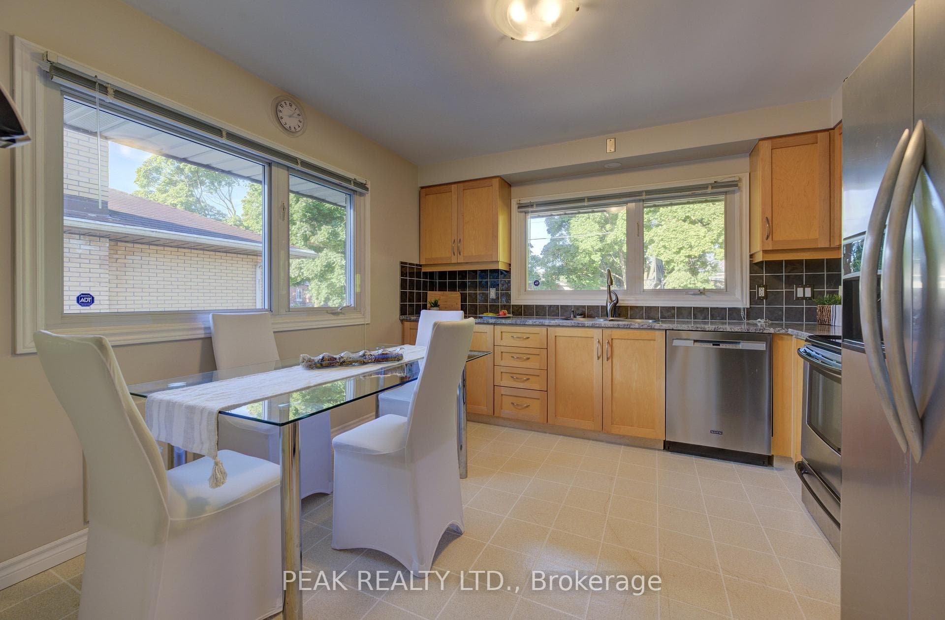 57 Massey Avenue photo 17