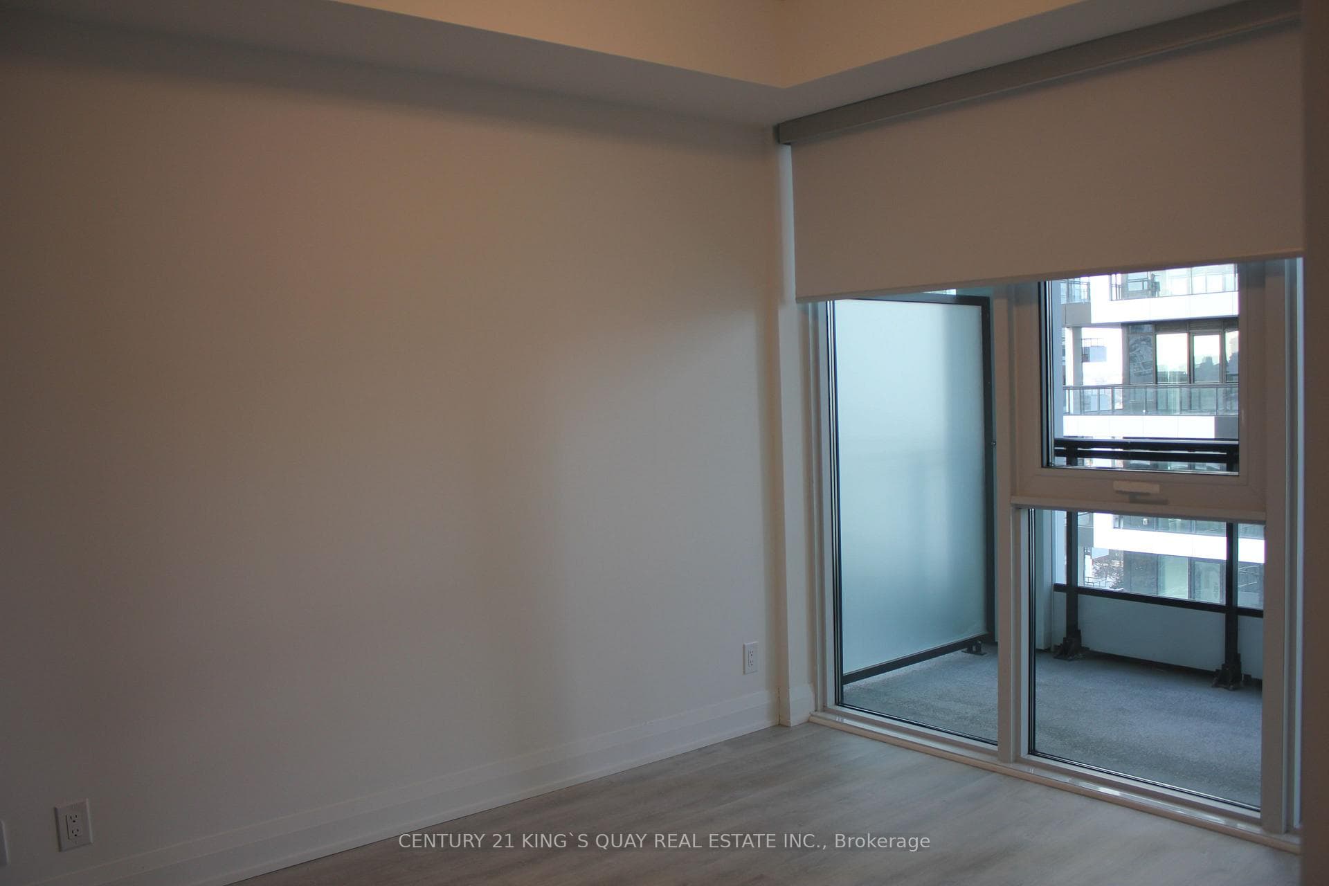 65 Broadway Avenue Unit 1601 photo 5
