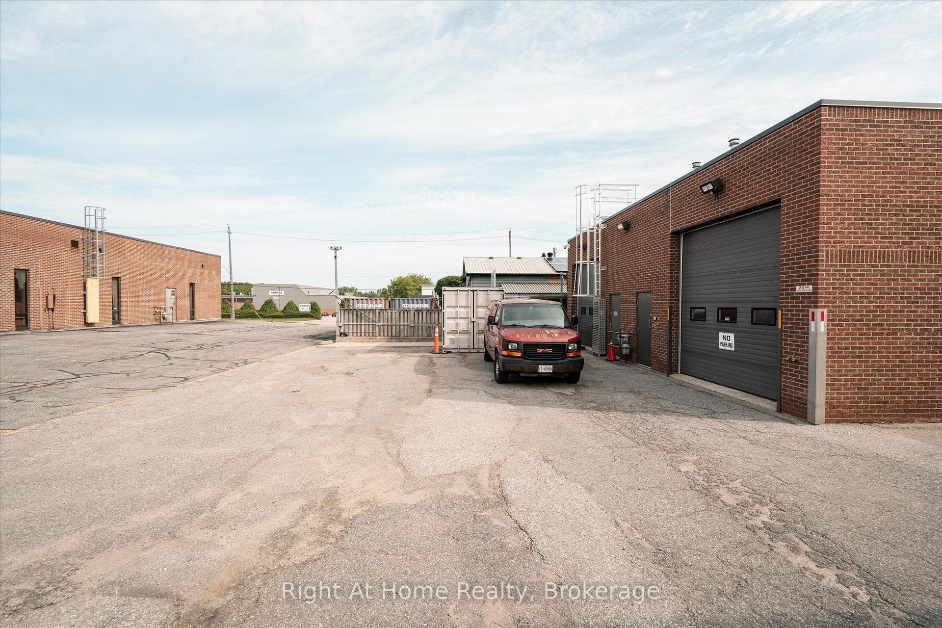 630 Euclid Street photo 18