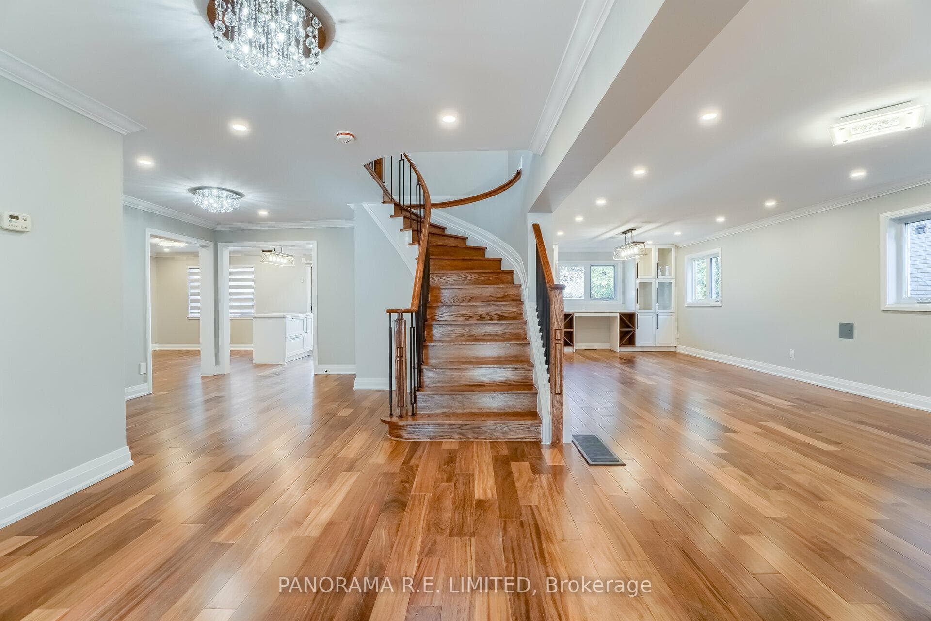 100 Poplar Heights Drive photo 4