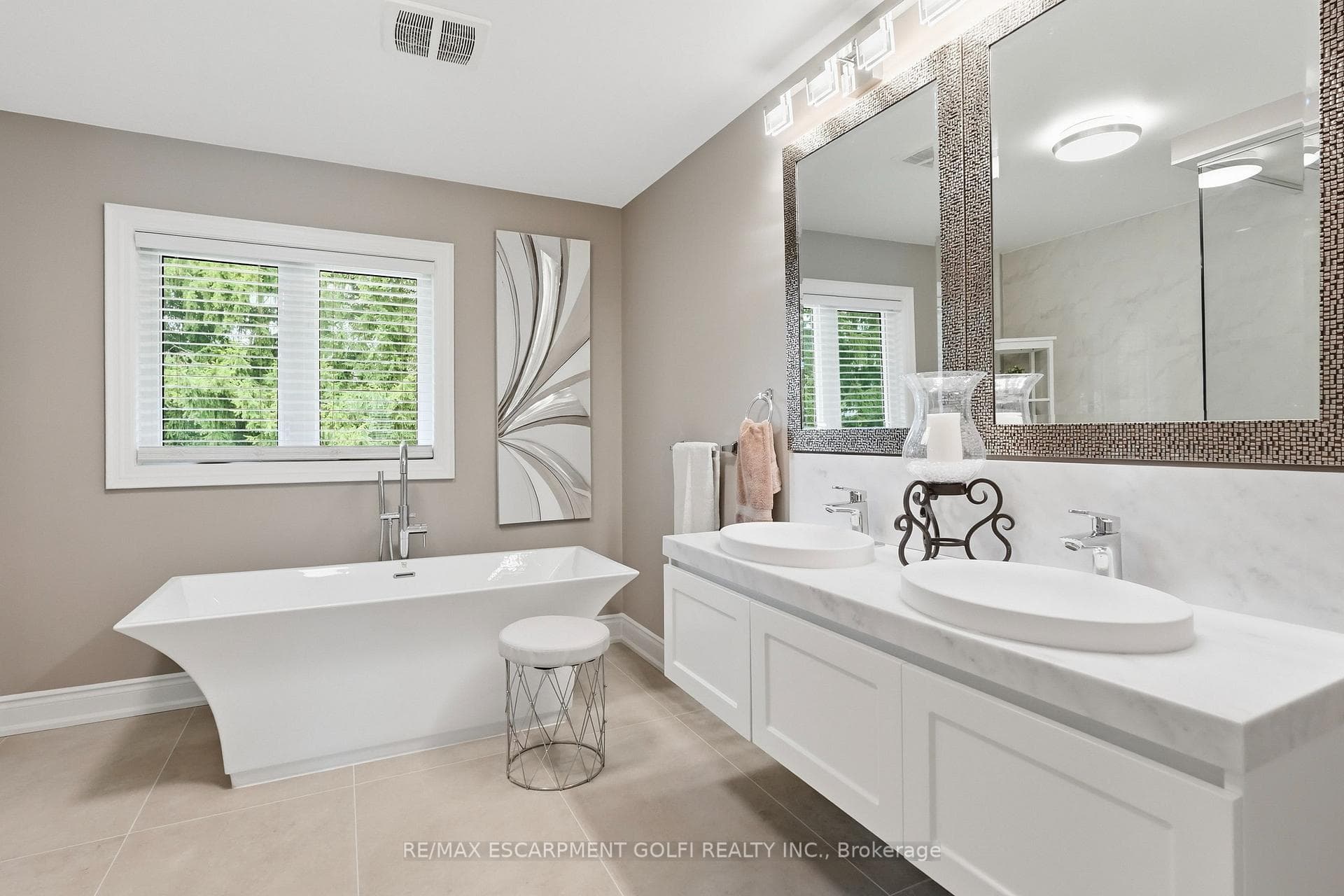 332 Woodworth Drive photo 22