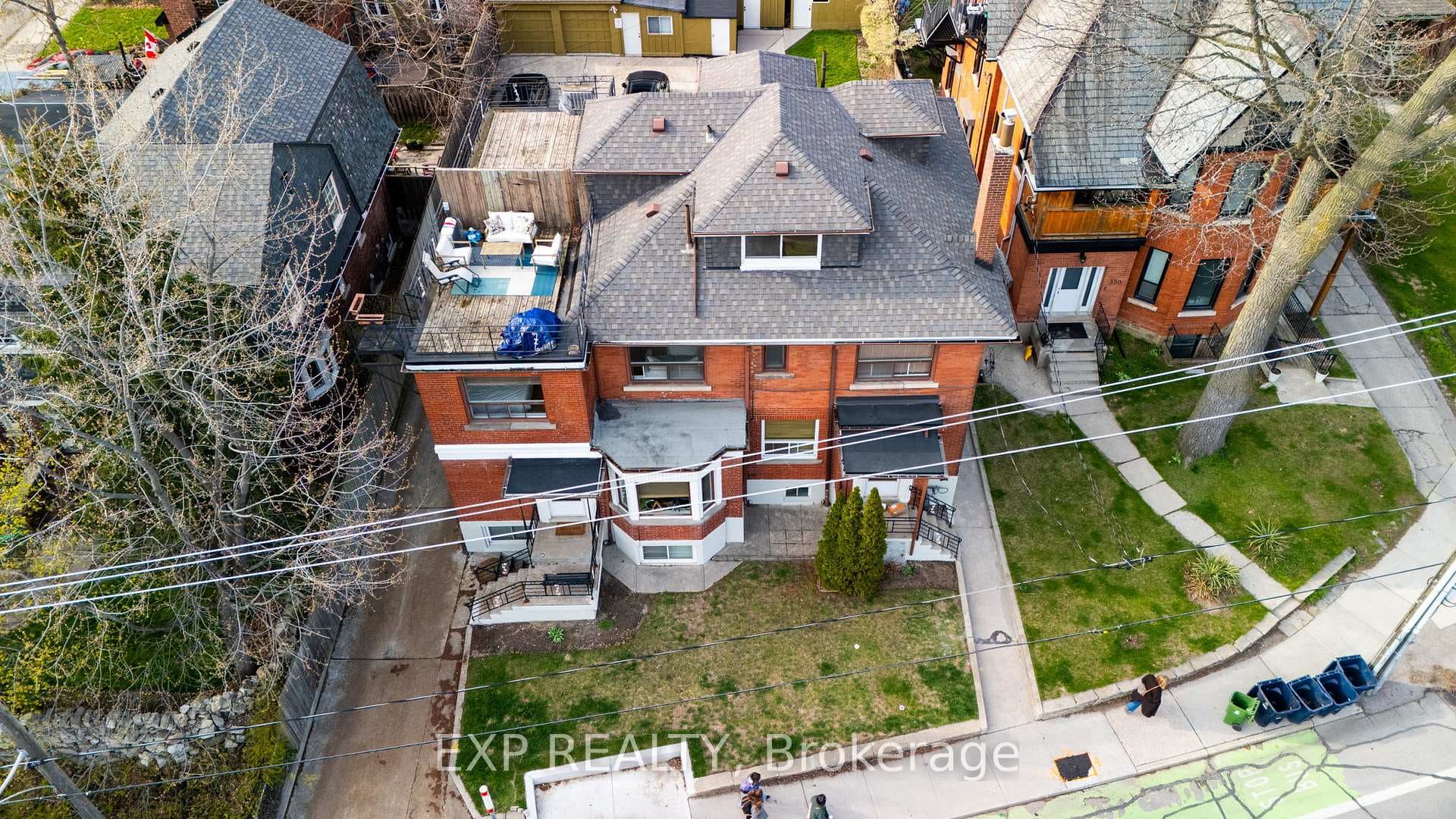 354 Annette Street photo 33