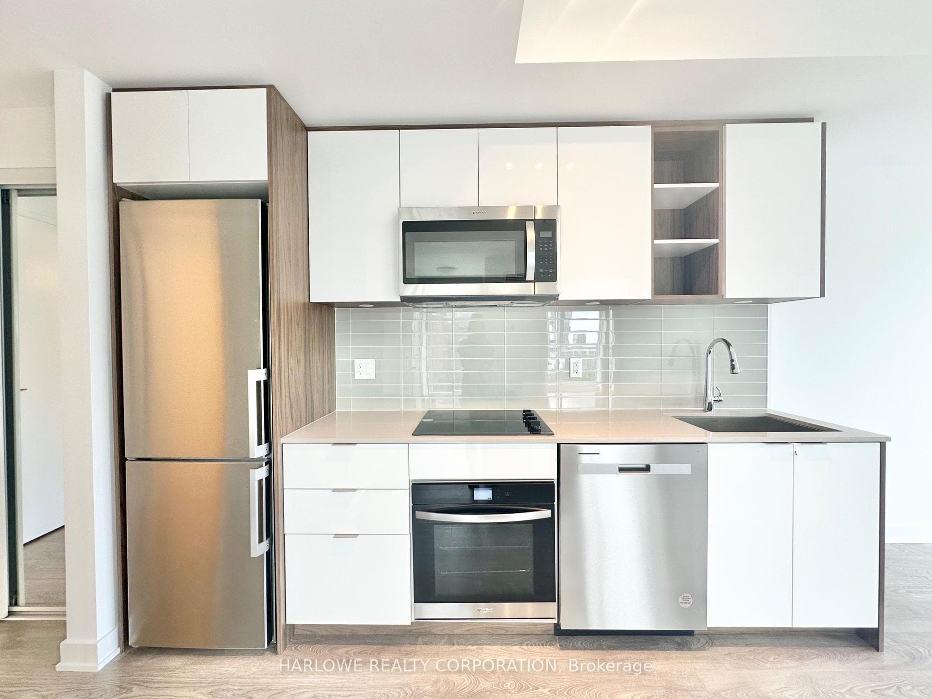 543 Richmond Street Unit 1012 photo 6