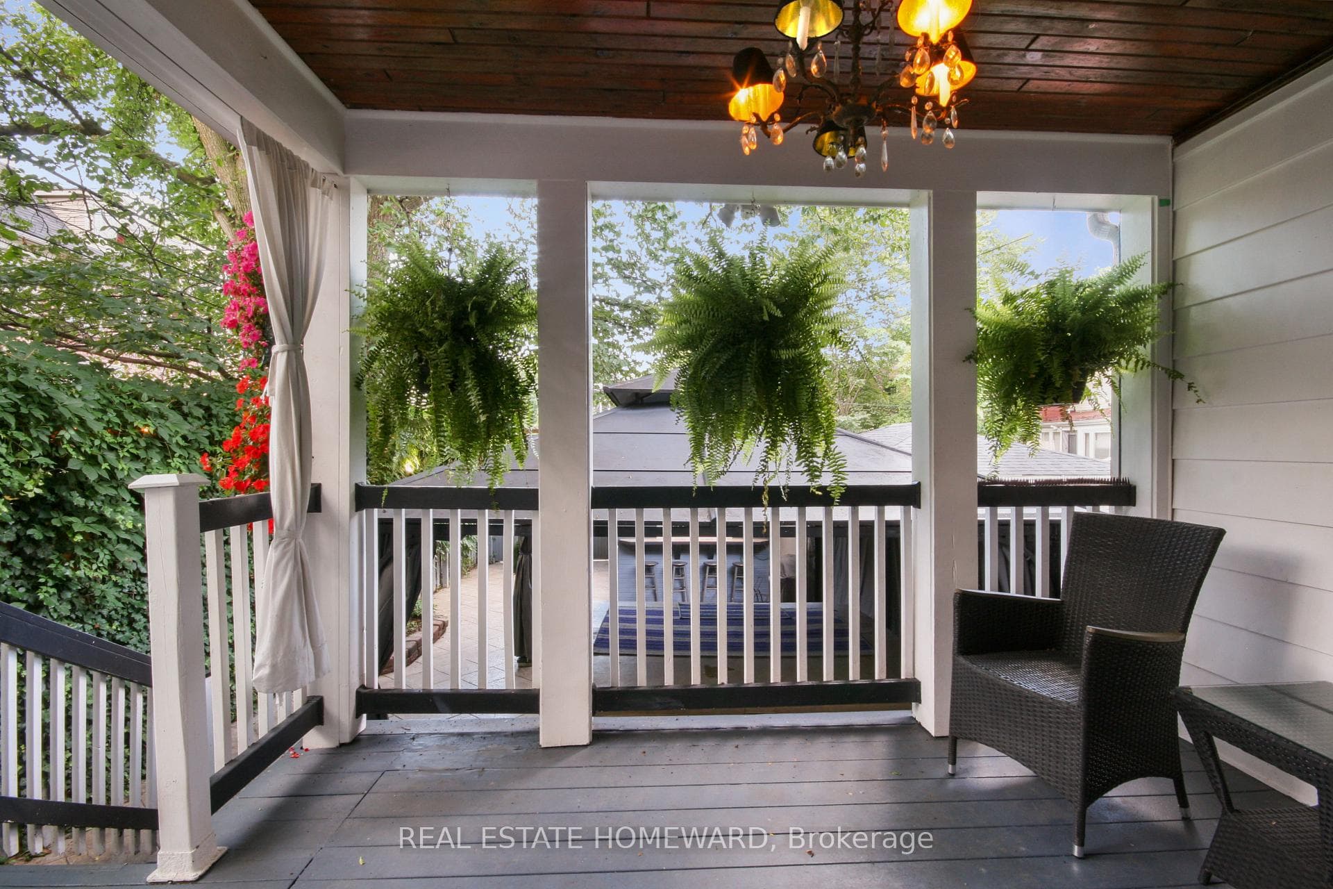 55 Woodbine Avenue photo 25